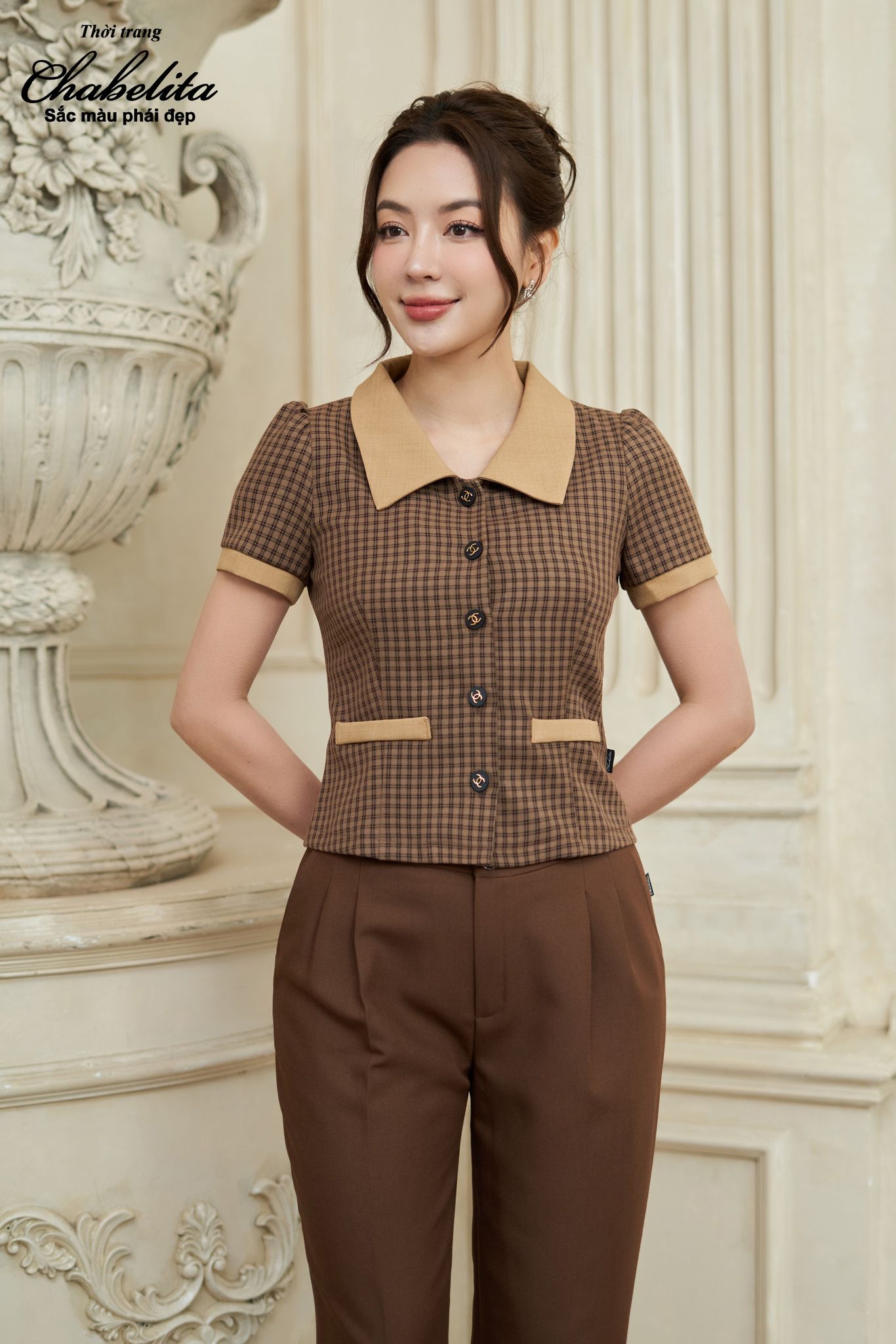 Áo sơ mi phối cổ kẻ nâu