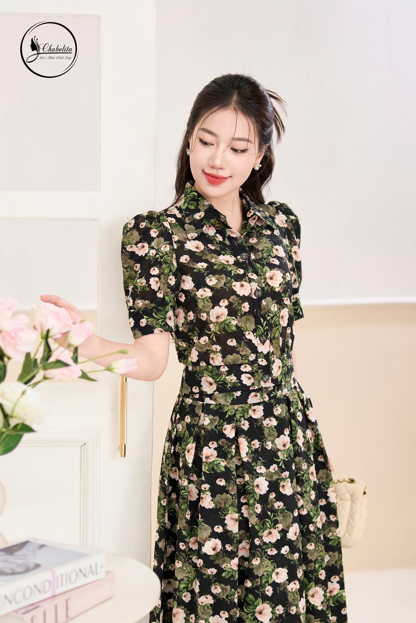 Sét bộ áo hoa kèm chân váy màu đen