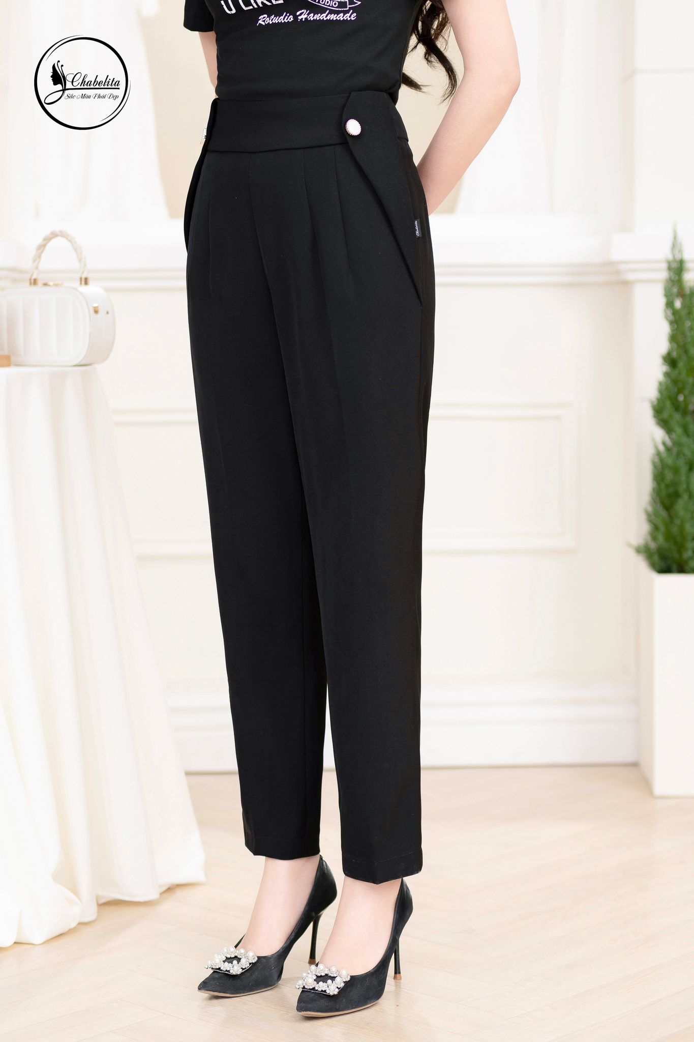 Quần baggi cách điệu màu đen