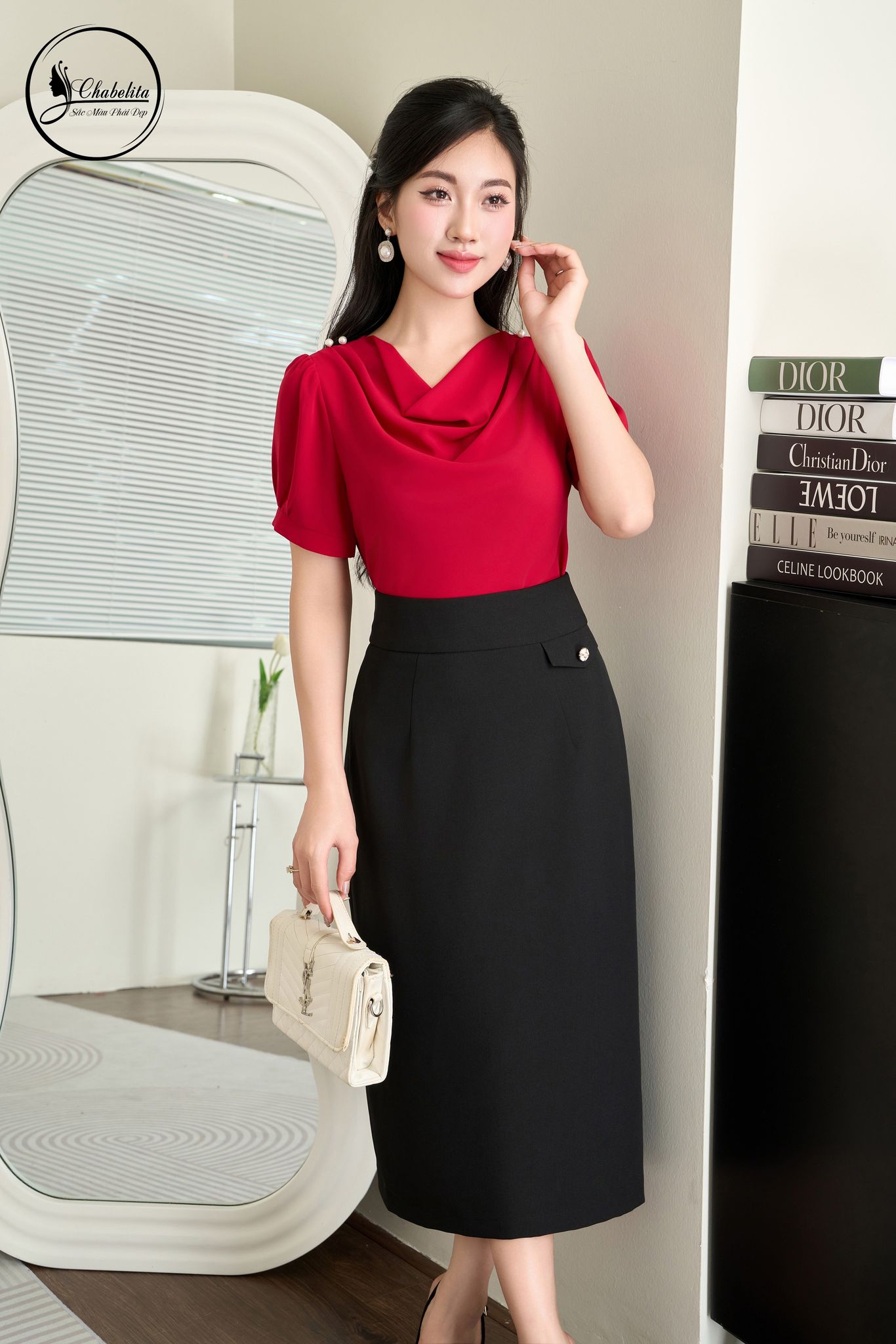 Áo sơ mi cổ tròn tay lỡ màu đỏ