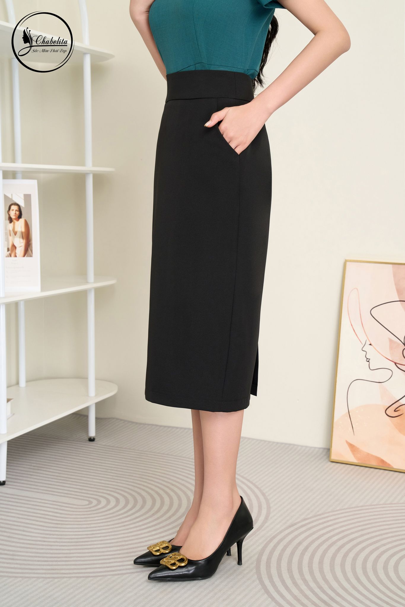 Chân váy ôm màu nâu đen