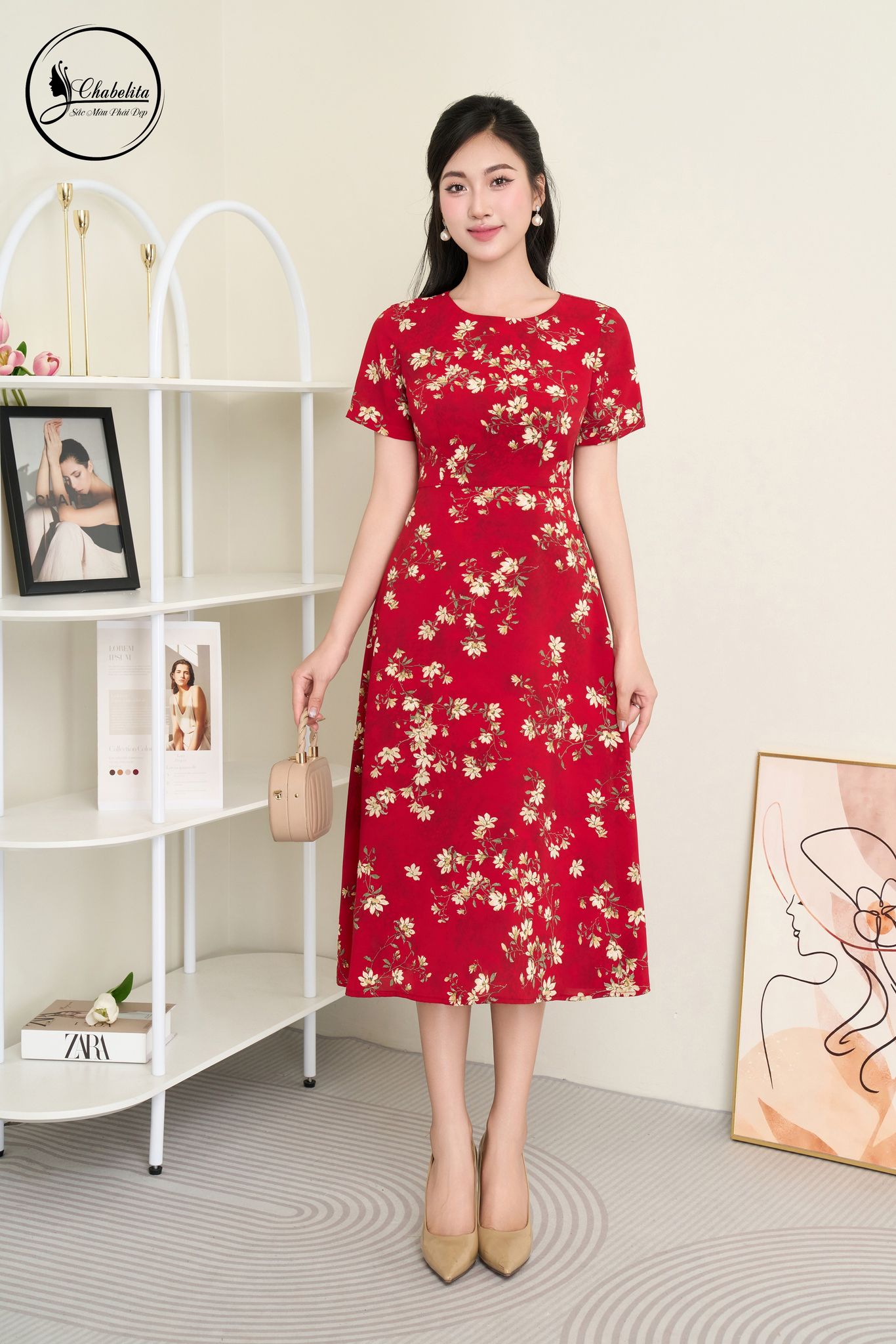 Đầm hoa cổ tròn màu đỏ