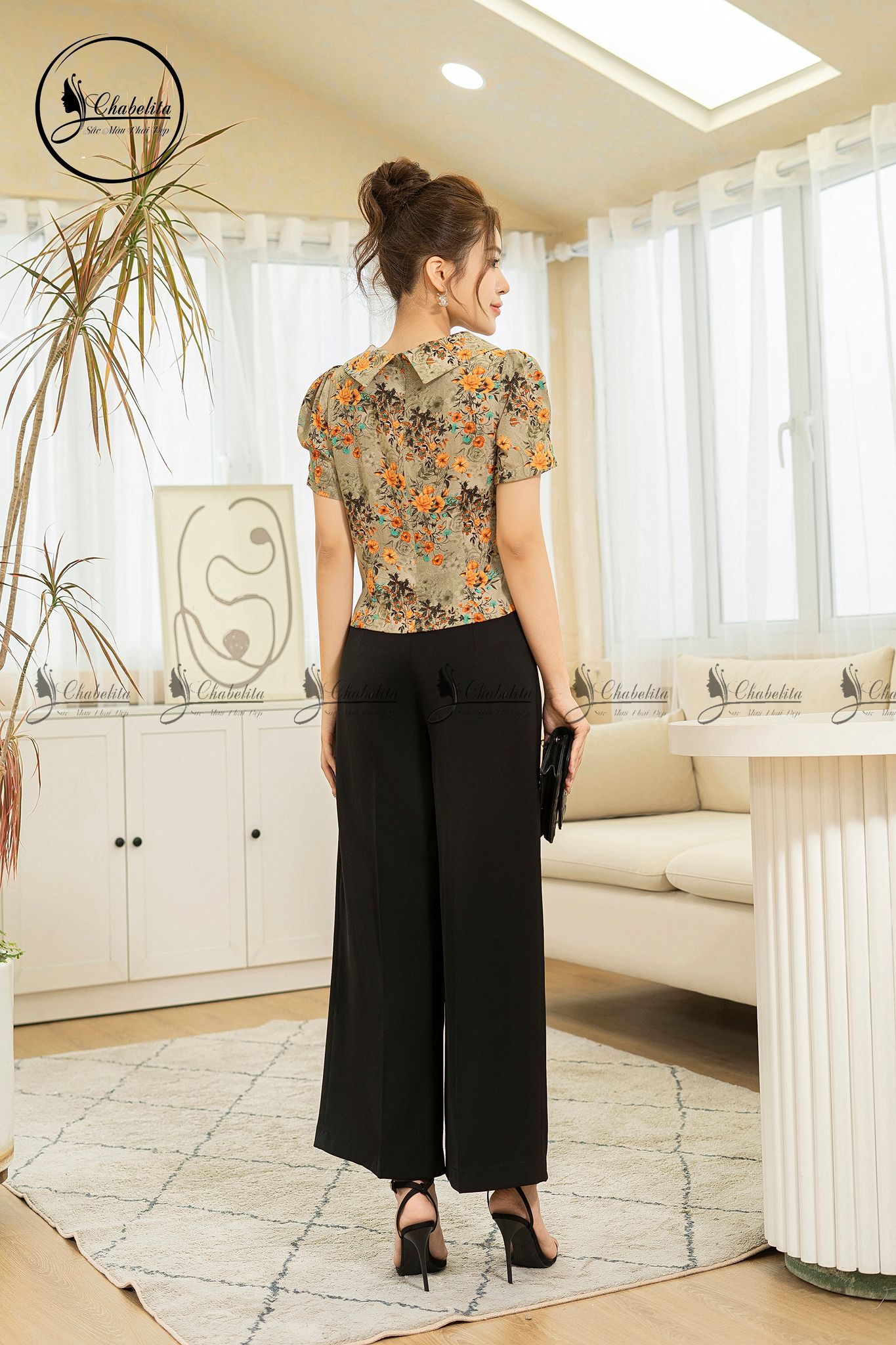 Áo sơ mi hoa vàng cổ sen