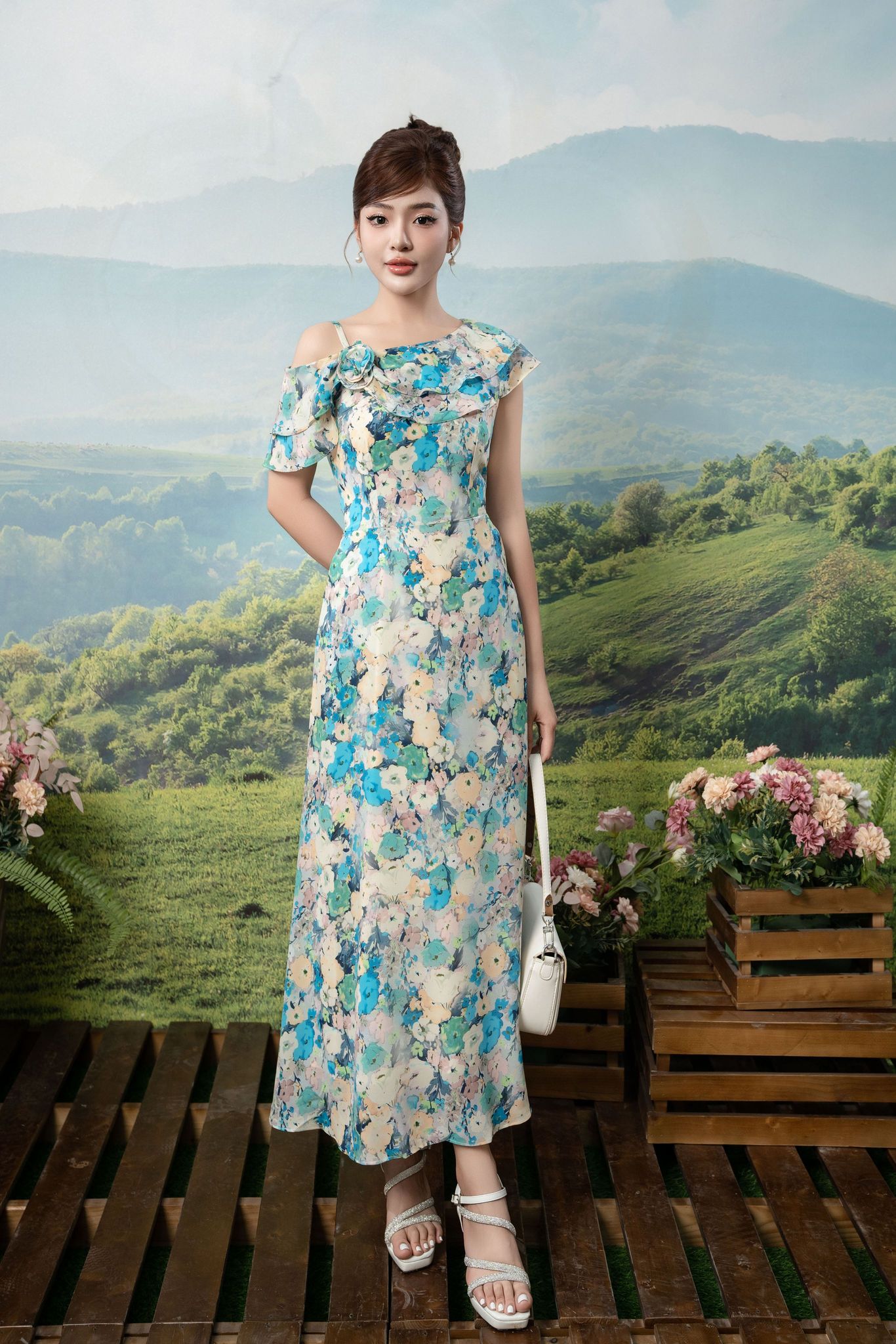 Đầm xòe vai bèo hoa xanh