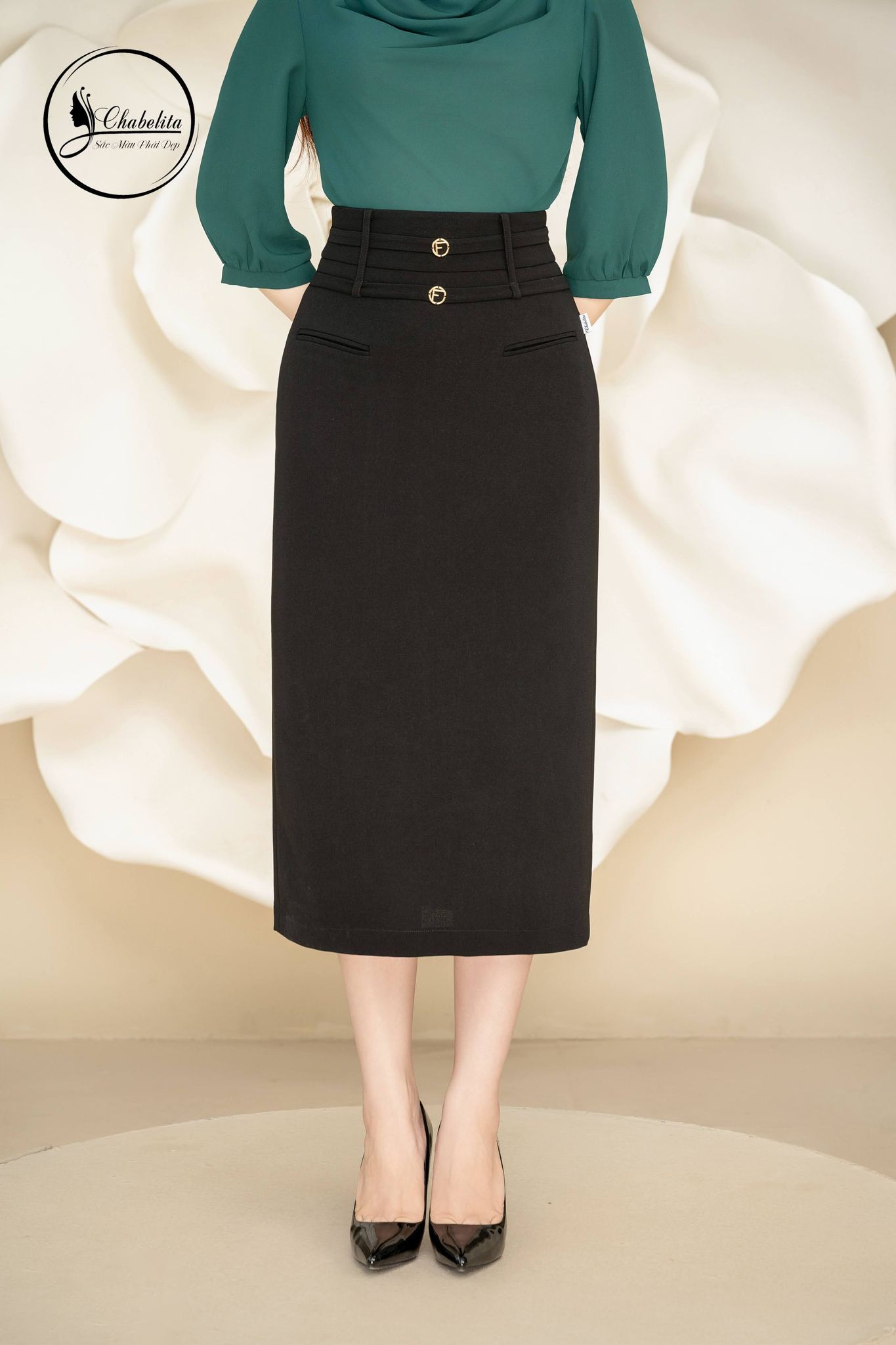 Chân váy bút chì dáng dài màu đen