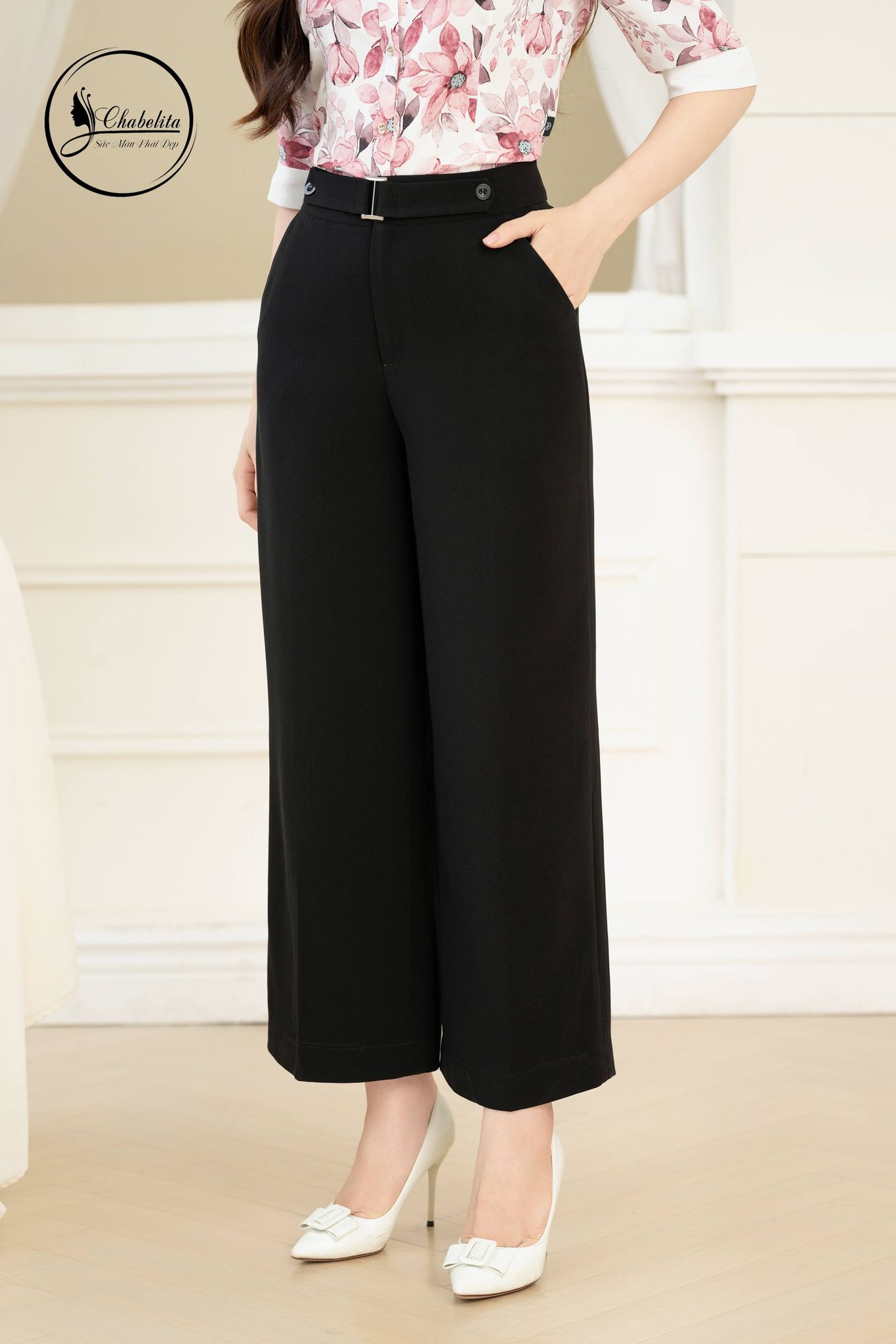 Quần suông cạp đích cúc màu đen