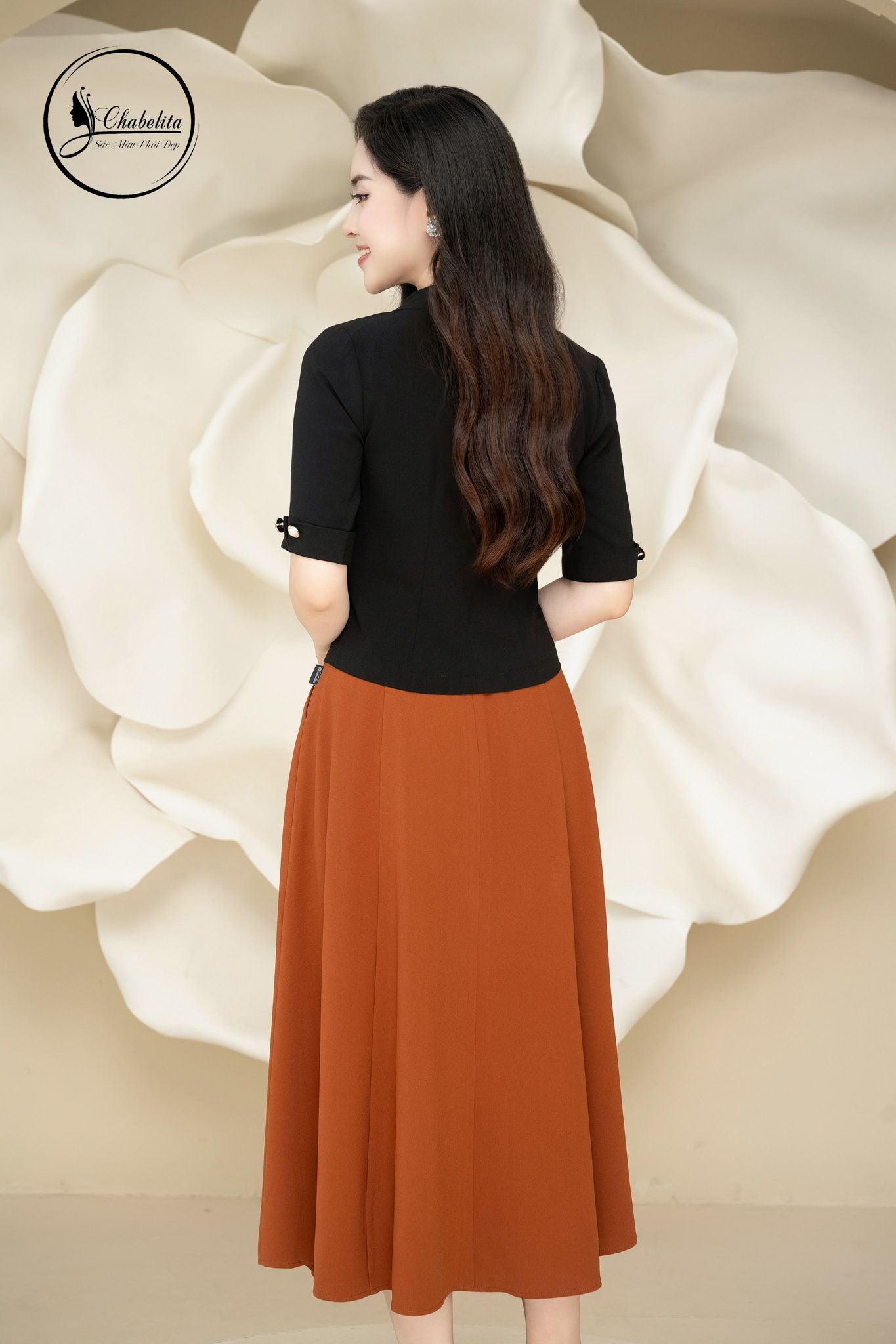 Chân váy xòe dáng A màu nâu