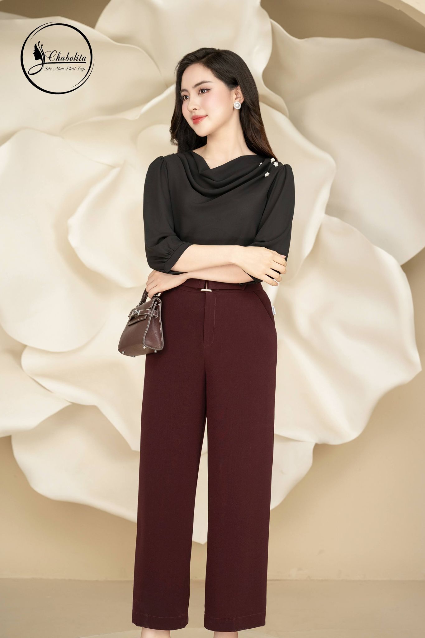 Áo sơ mi cổ đổ màu đen