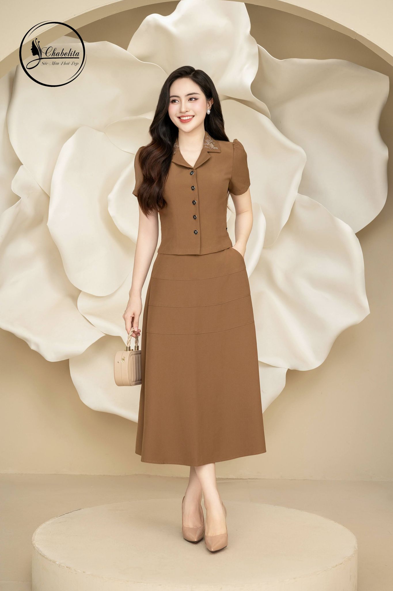 Sét bộ áo ký giả cổ thuê họa tiết kèm chân váy màu nâu
