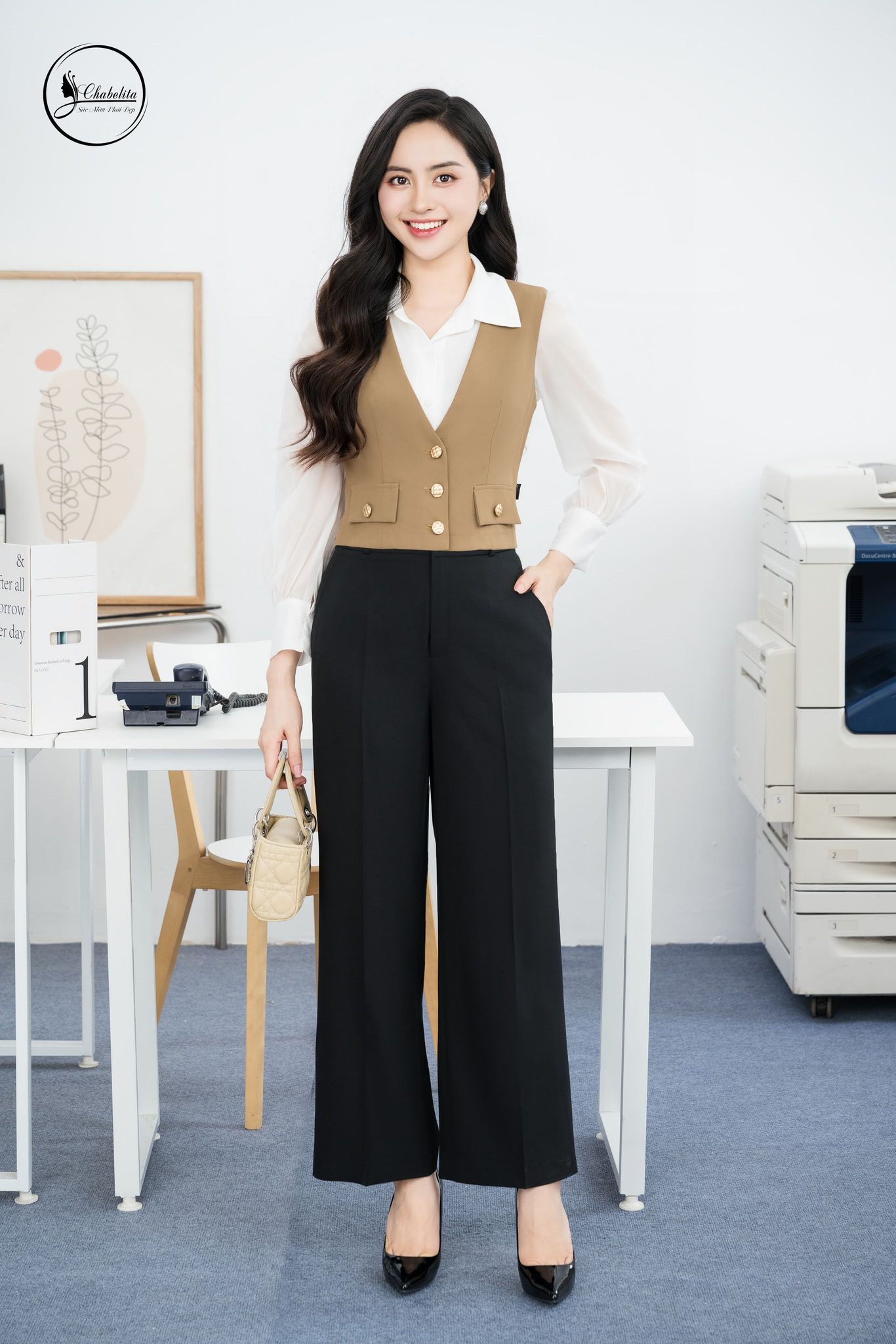 Áo gile suông cổ V màu nâu