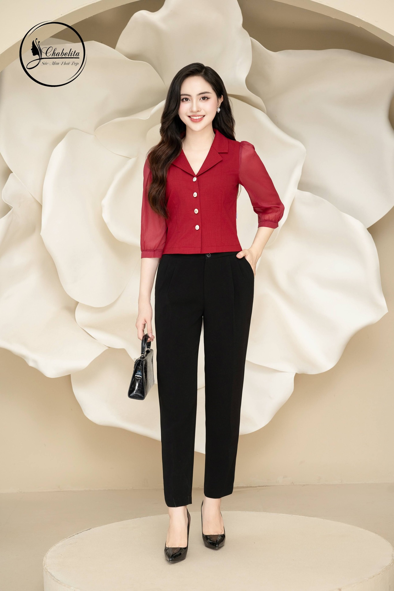 Áo sơ mi cổ vest tay phối voan tơ màu đỏ