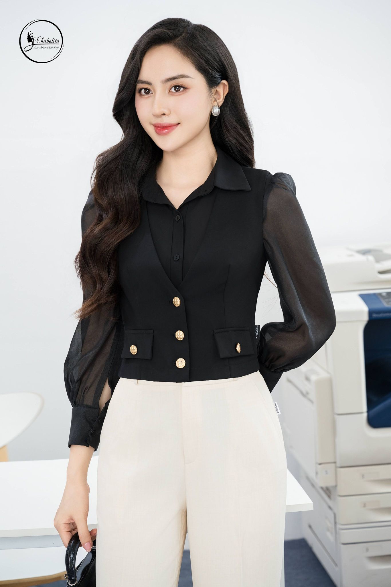 Áo gile suông cổ V màu đen