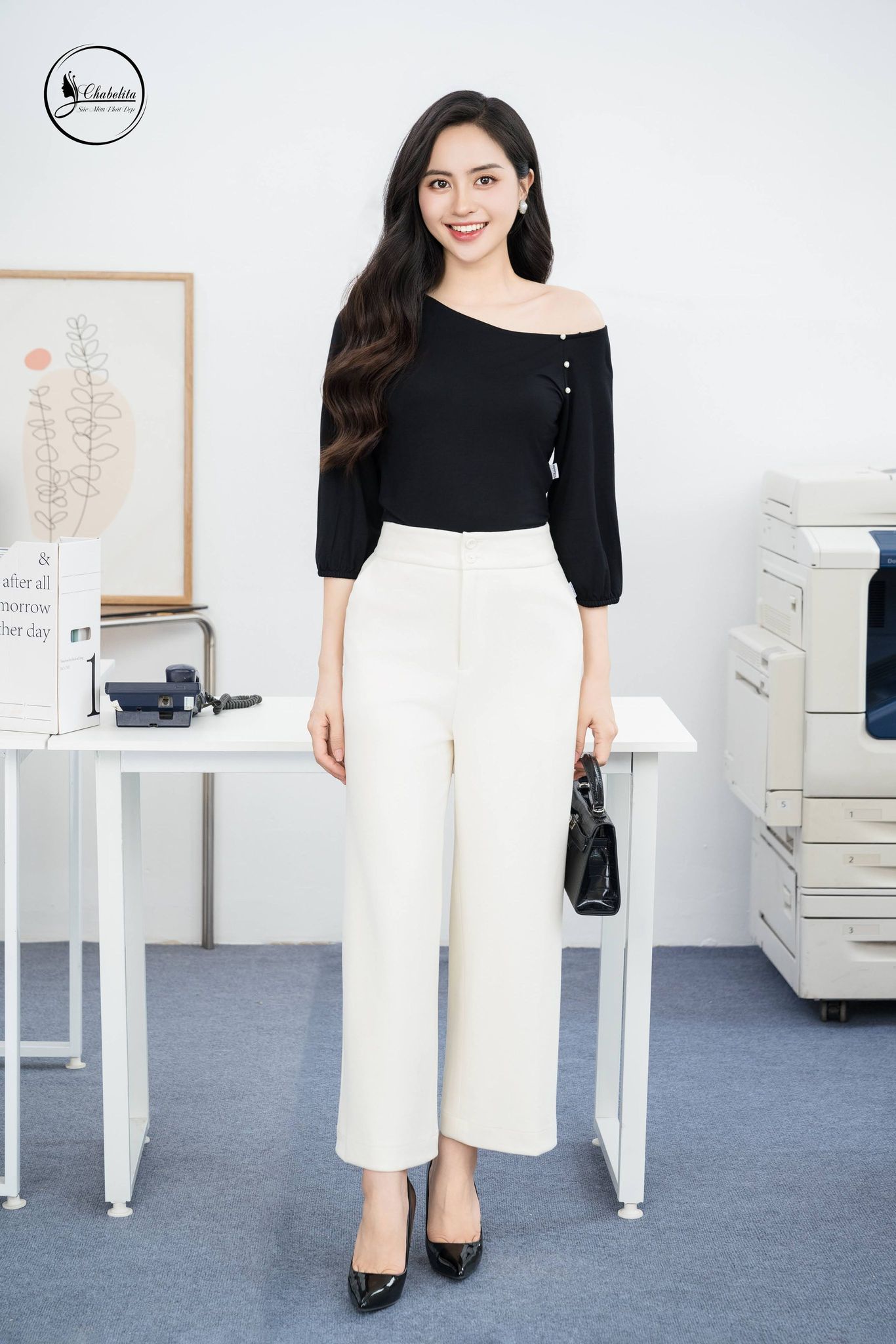 Quần nhung 2 khuy ống suông màu trắng