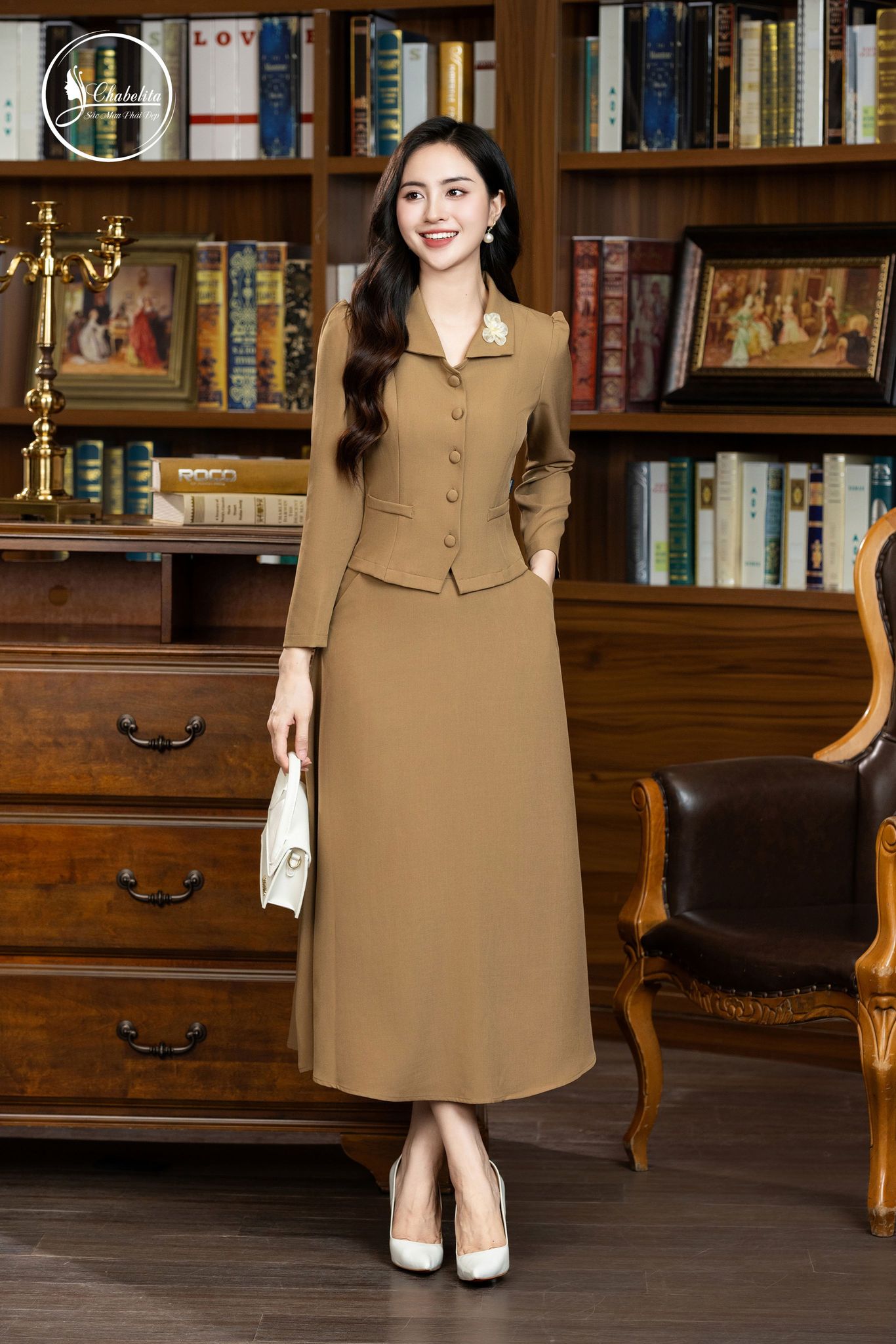 Sét bộ áo ký giả đính hoa cổ màu nâu