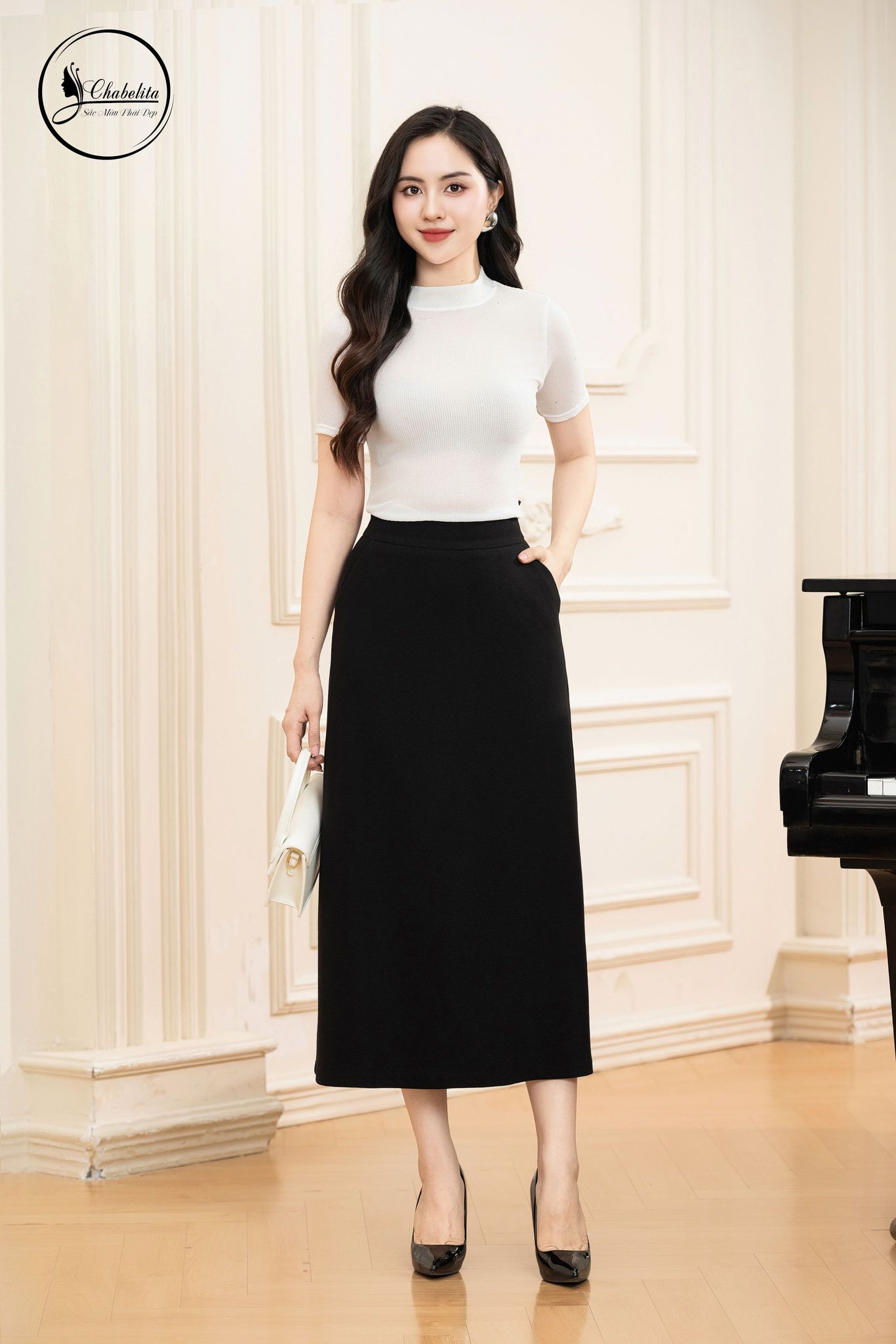 Chân váy nhung xòe màu đen