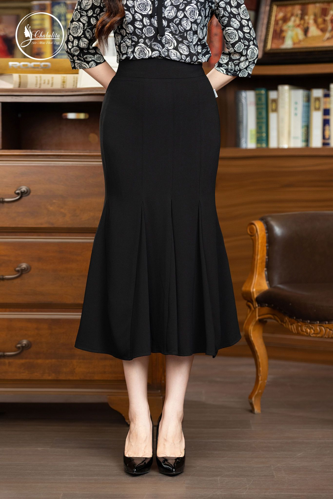Chân váy ôm đuôi cá màu đen