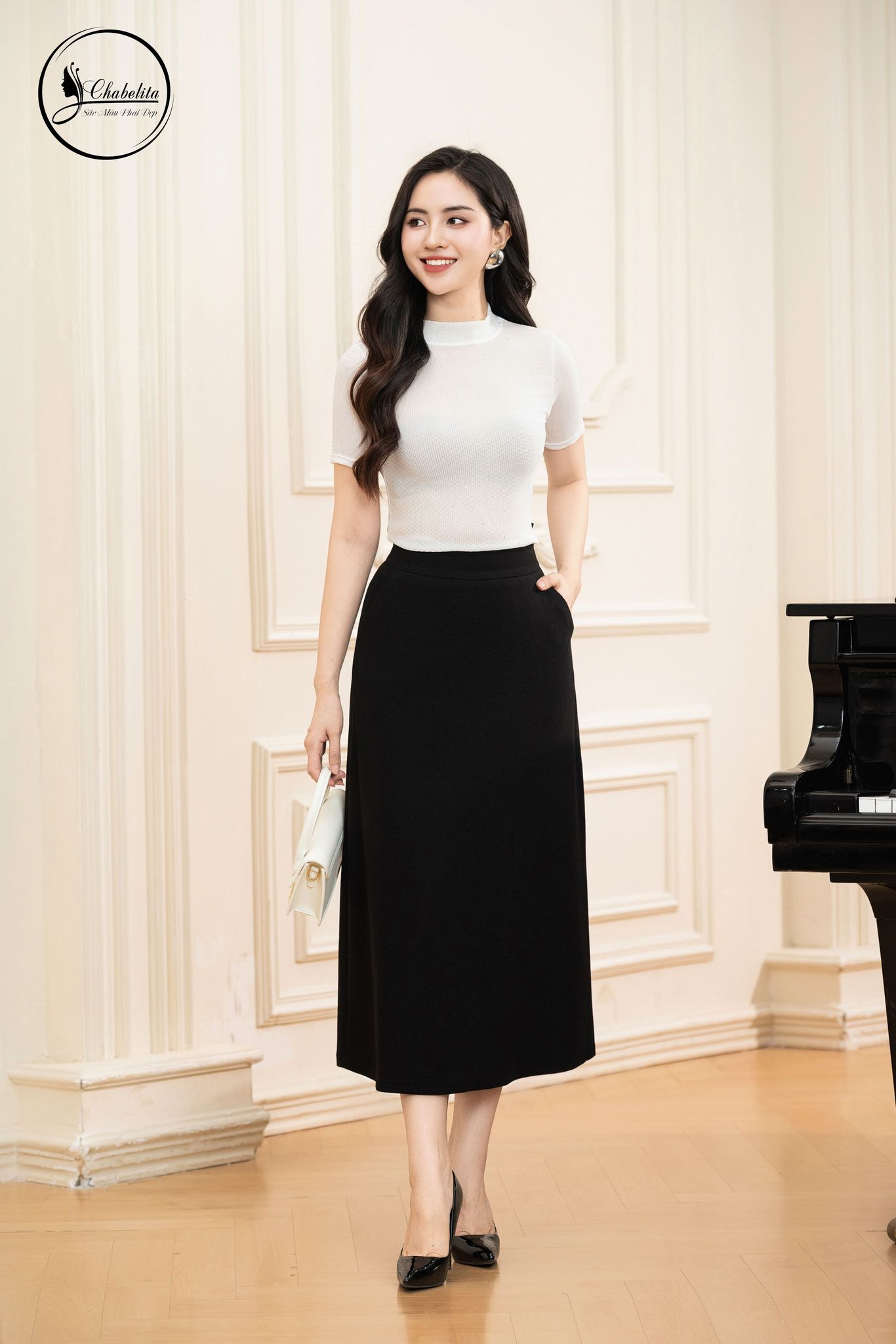 Chân váy nhung xòe màu đen