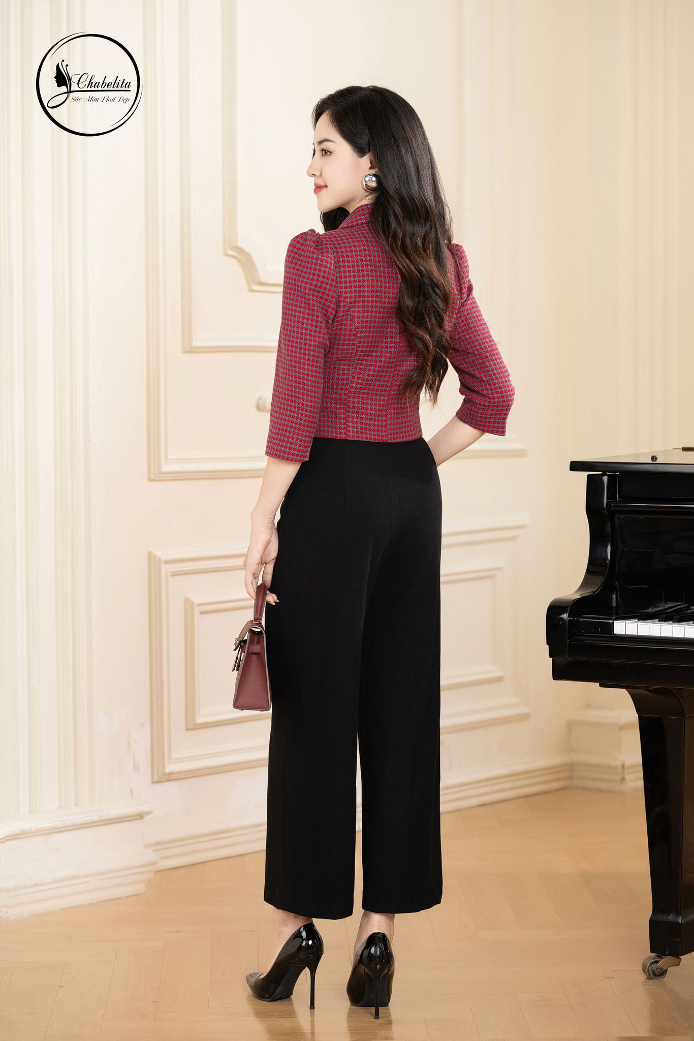 Áo vest nhung 4 khuy kẻ đỏ