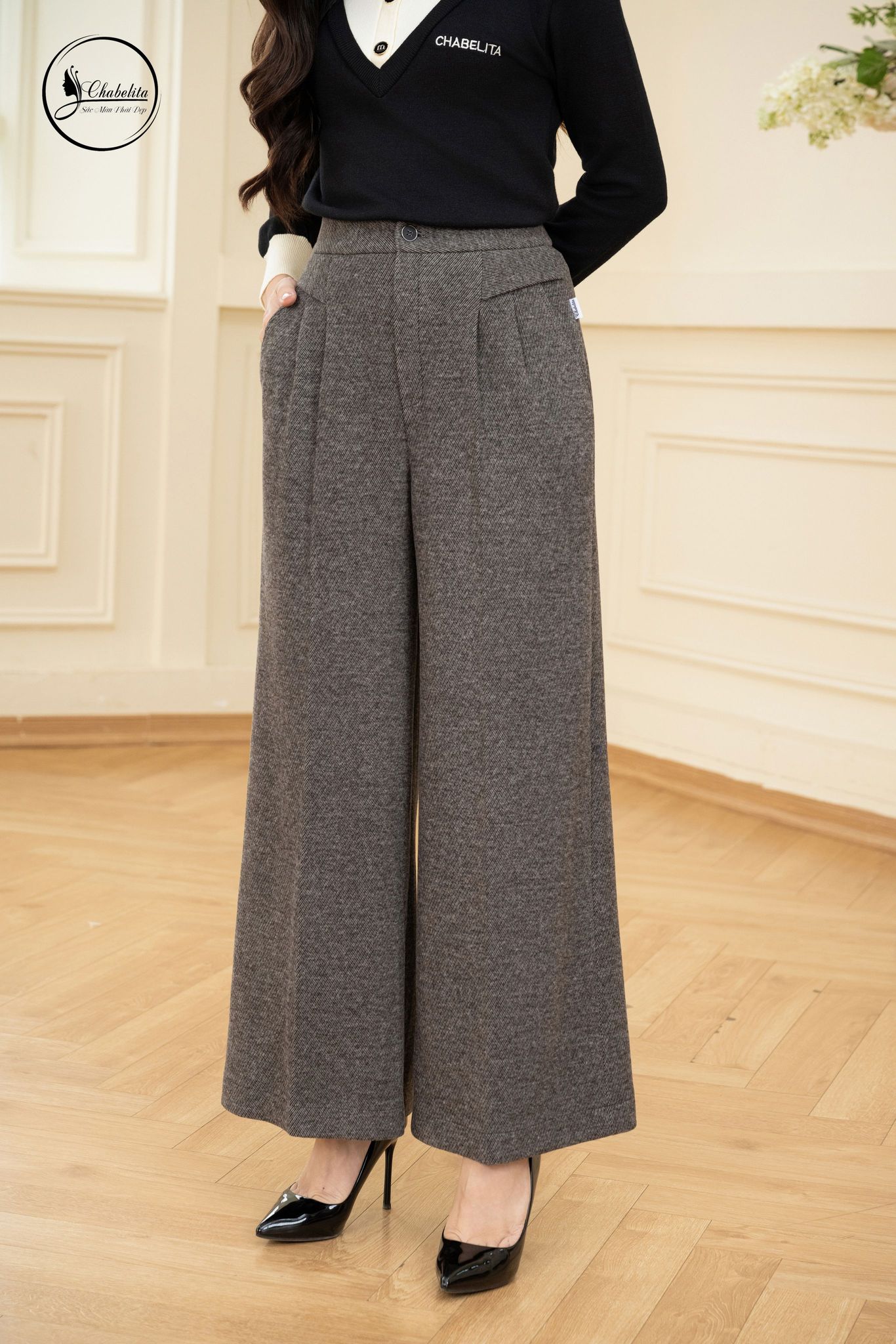 Quần dạ màu nâu