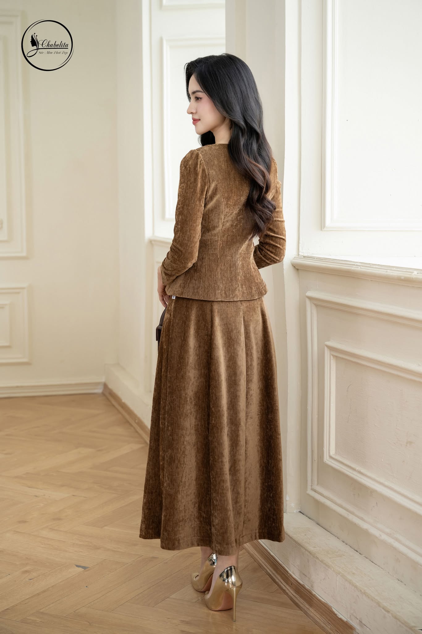 Sét bộ áo ký giả cổ tròn kèm chân váy màu nâu