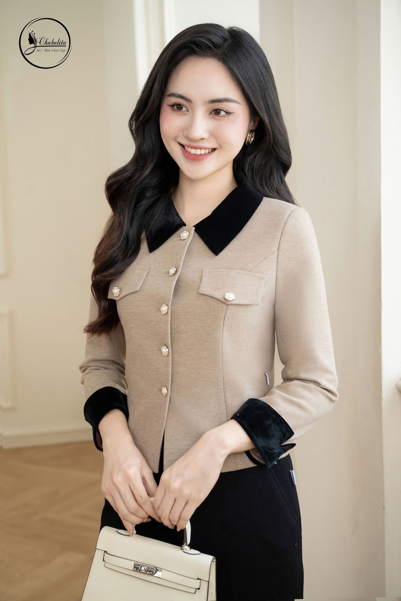 Áo vest dạ dài tay màu be