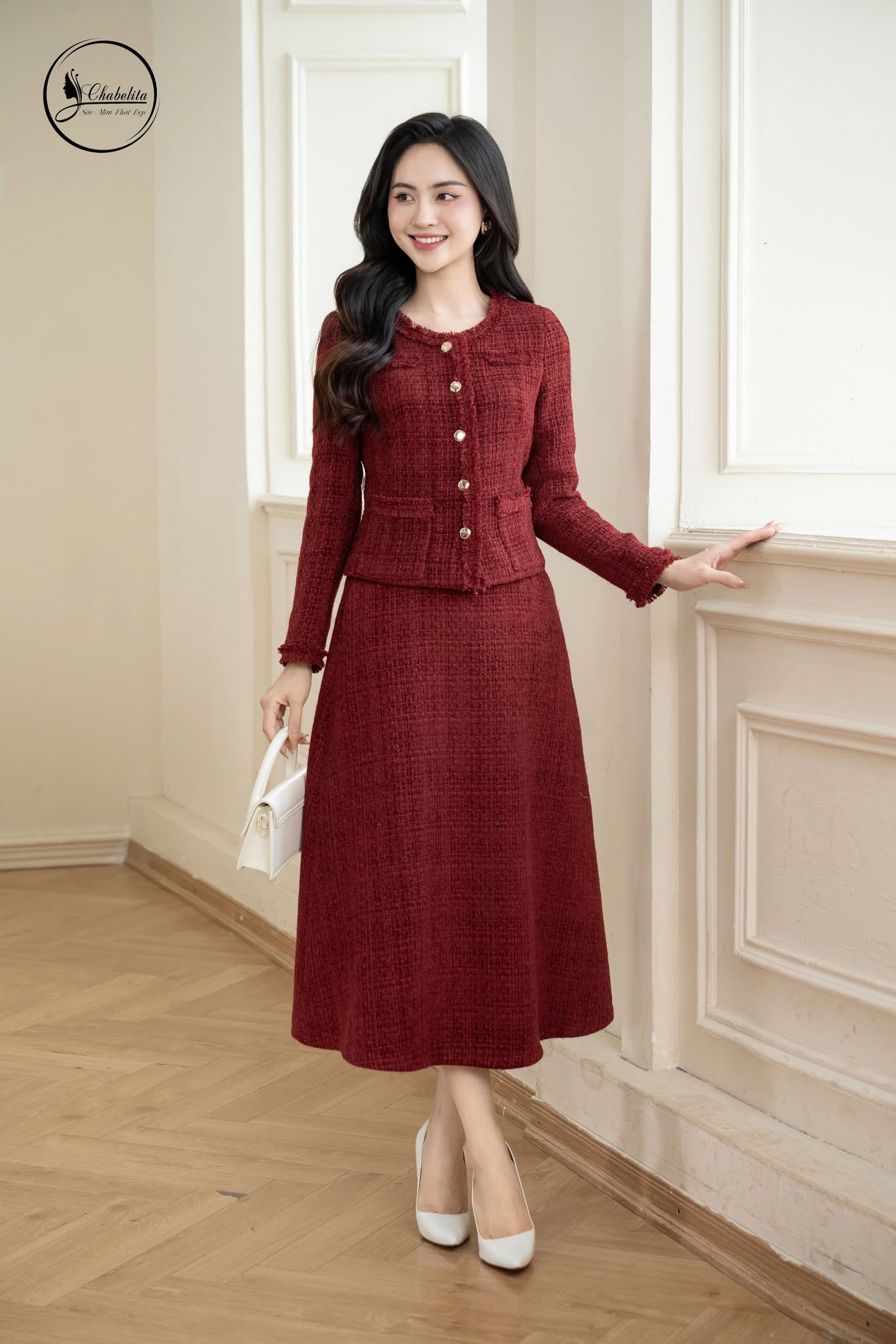 Chân váy dạ màu đỏ