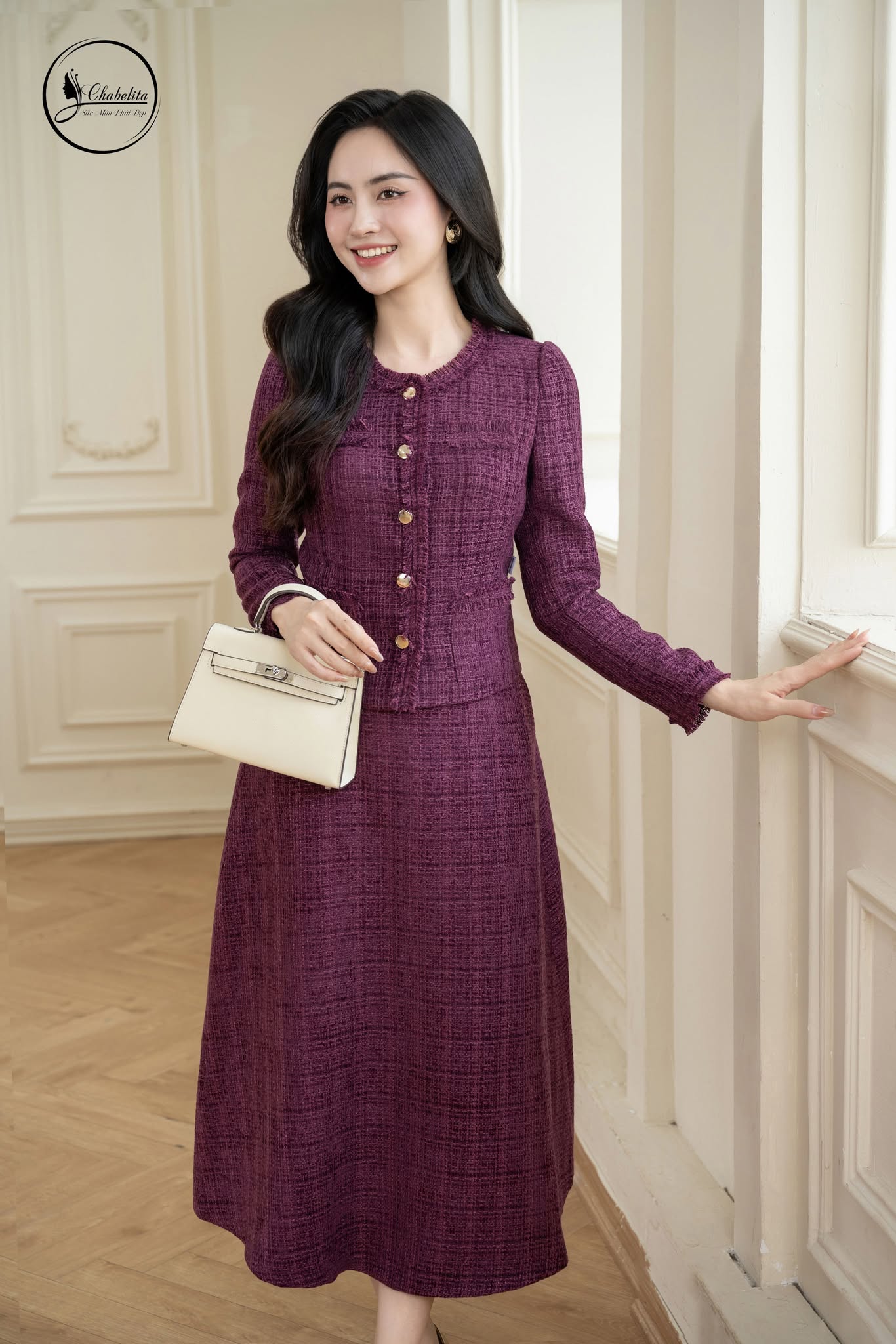 Chân váy dạ màu tím