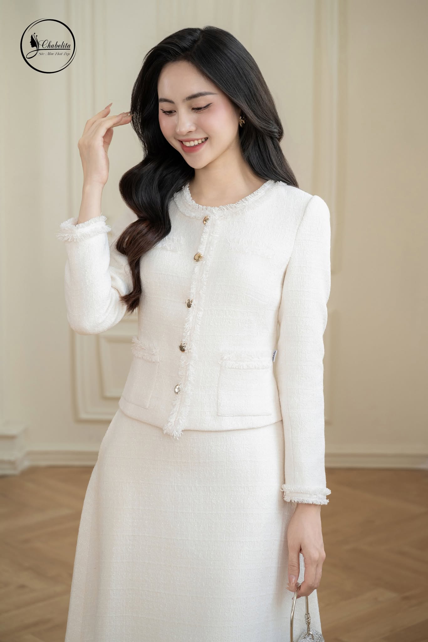 Áo vest dạ cổ tròn màu trắng