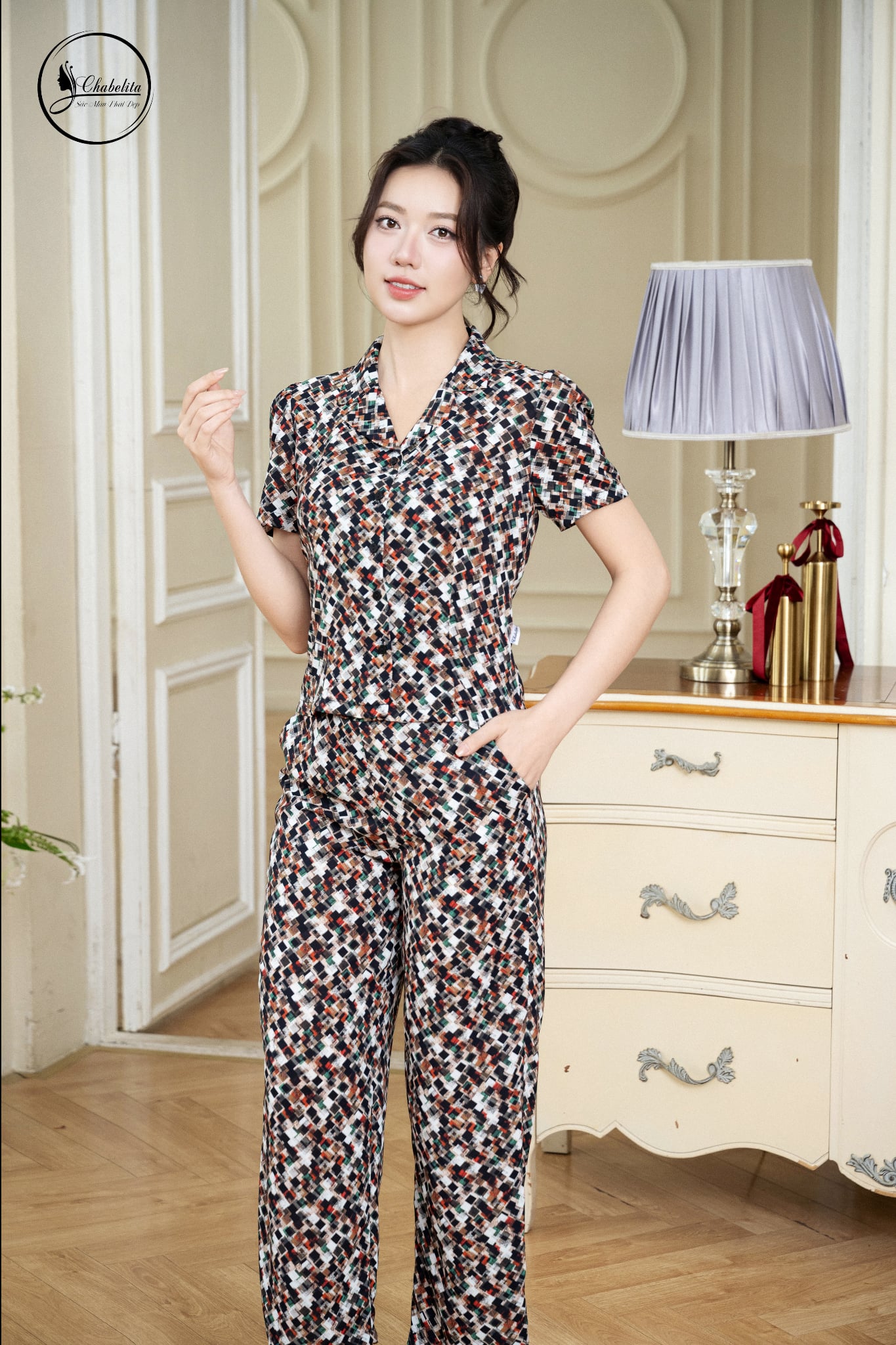 Sét bộ họa tiết màu đỏ