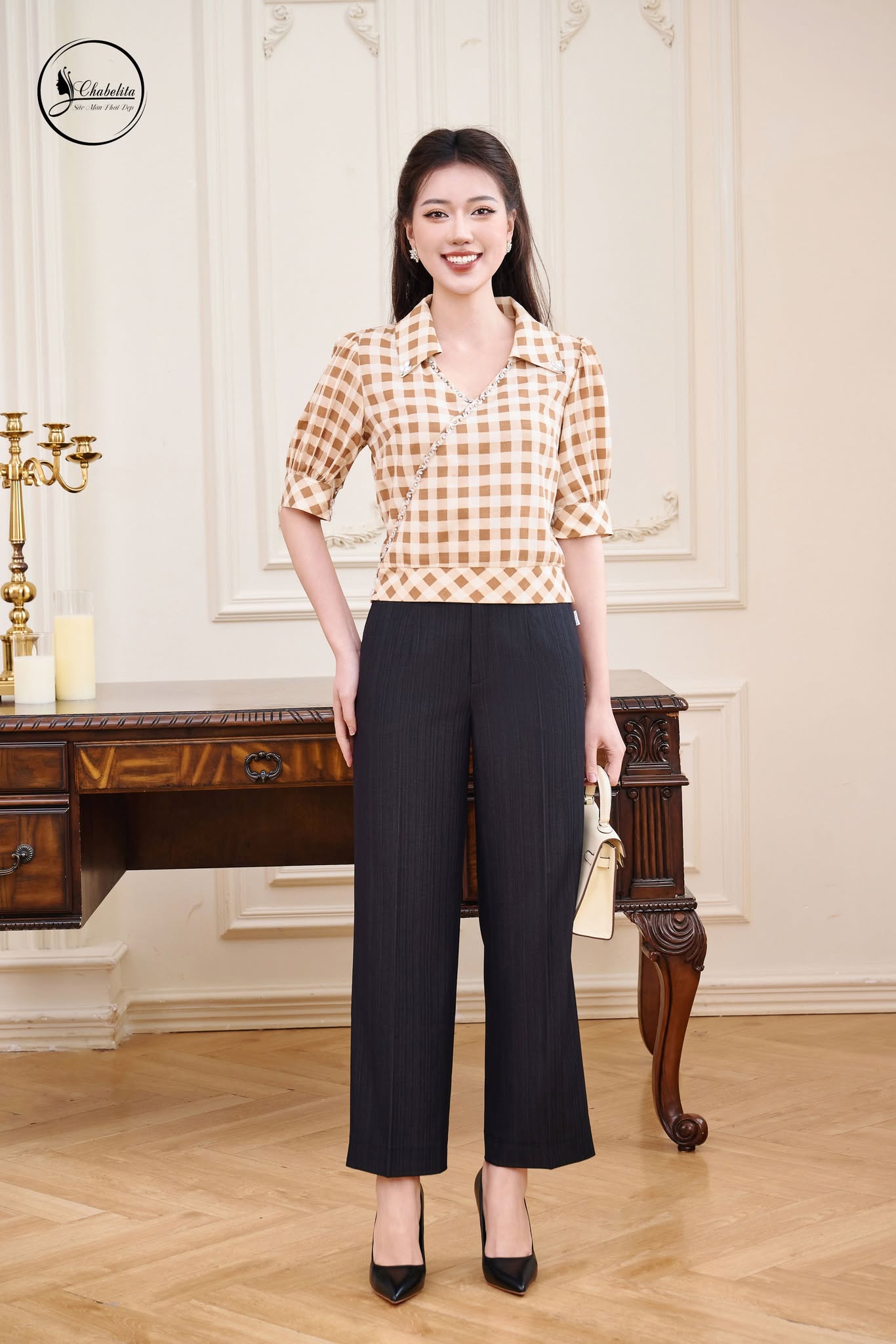 Áo sơ mi kẻ bo đính đá màu nâu