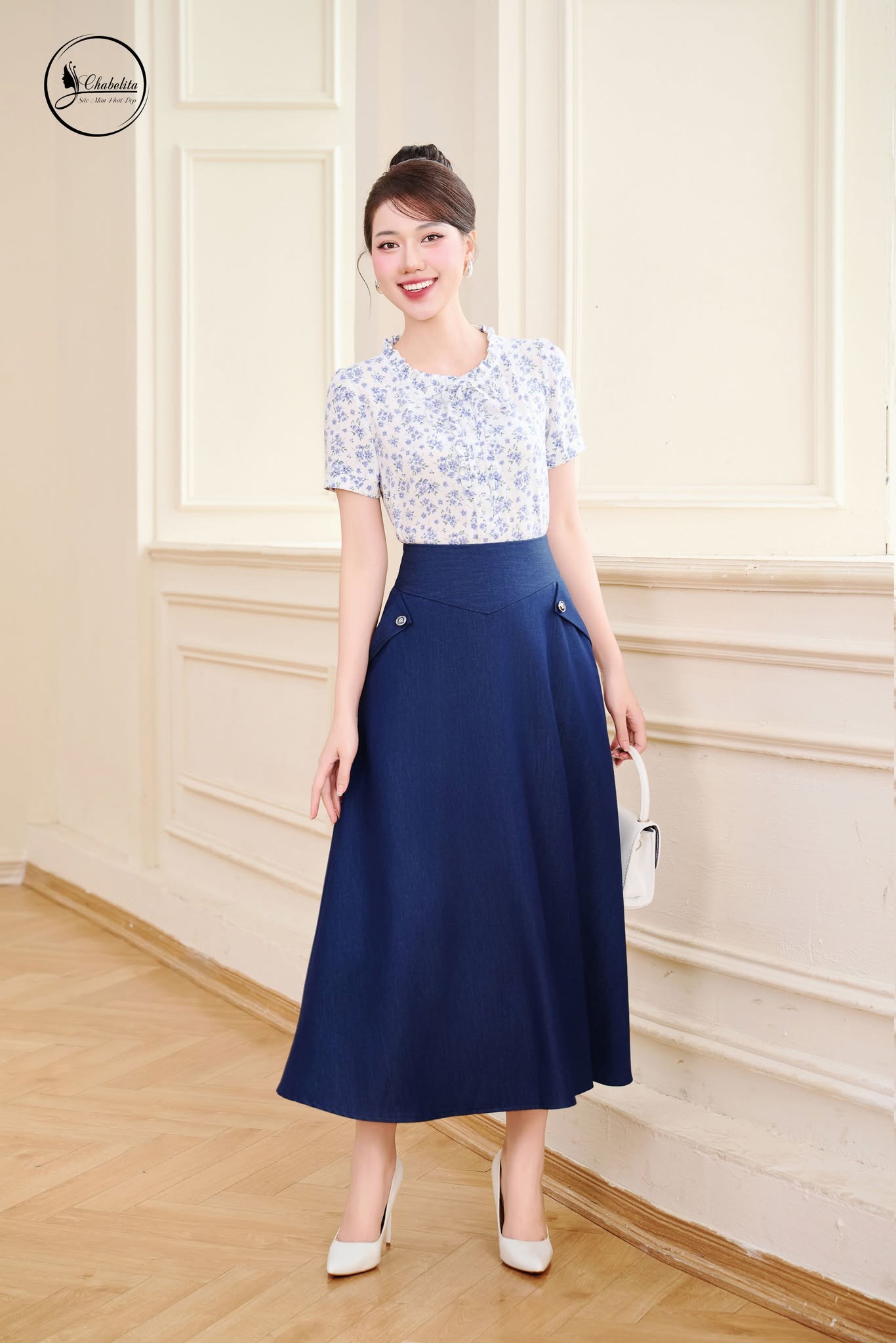 Áo sơ mi hoa cổ bèo màu xanh