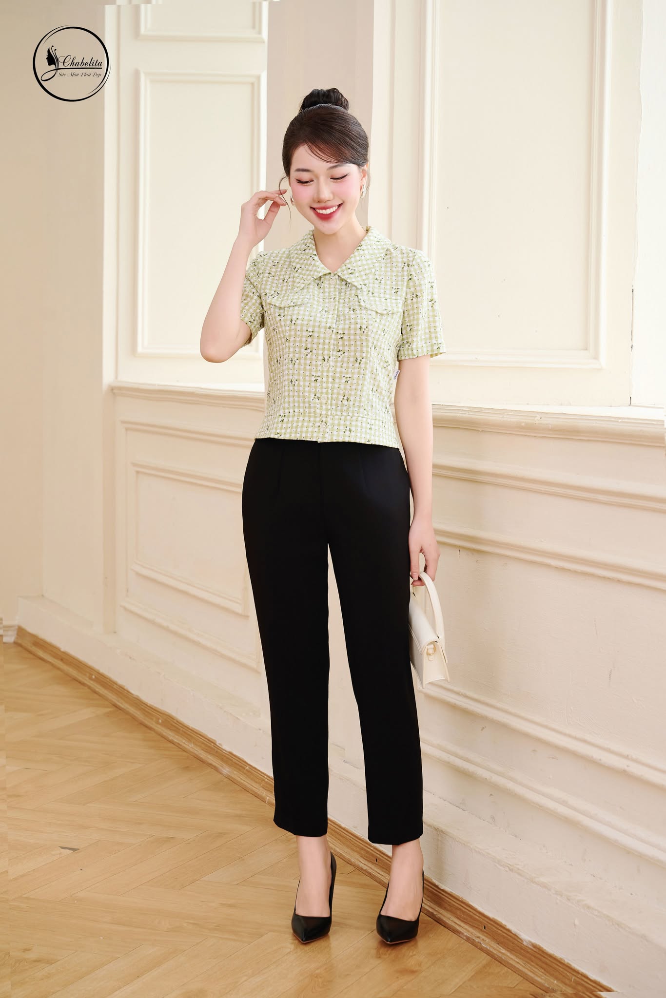 Áo sơ mi hoa tay lỡ màu cẩm