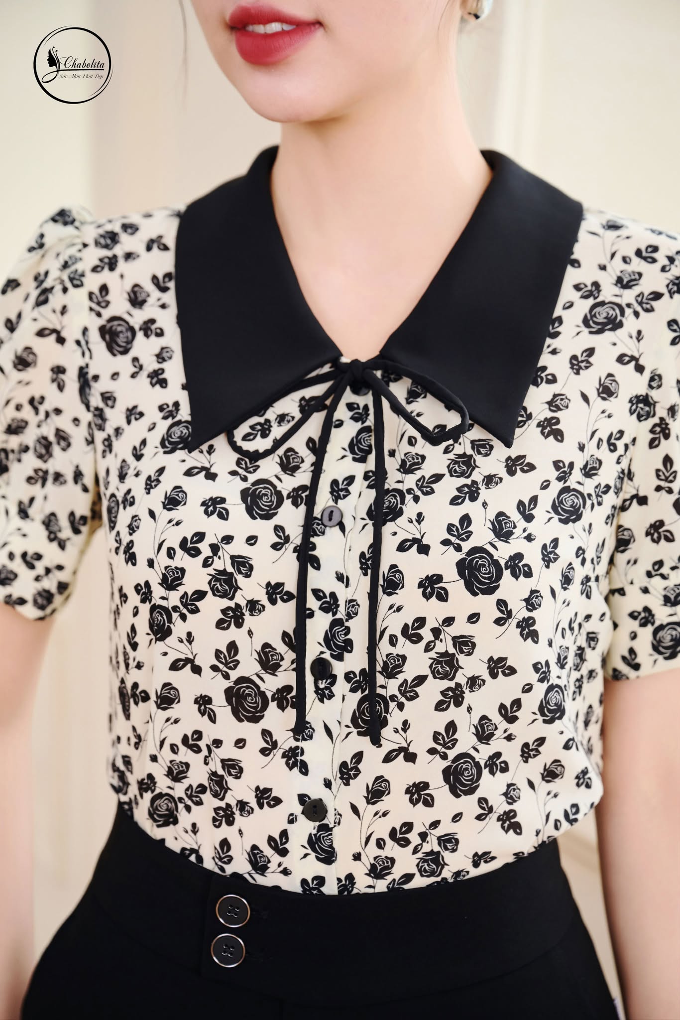 Áo sơ mi hoa phối cổ