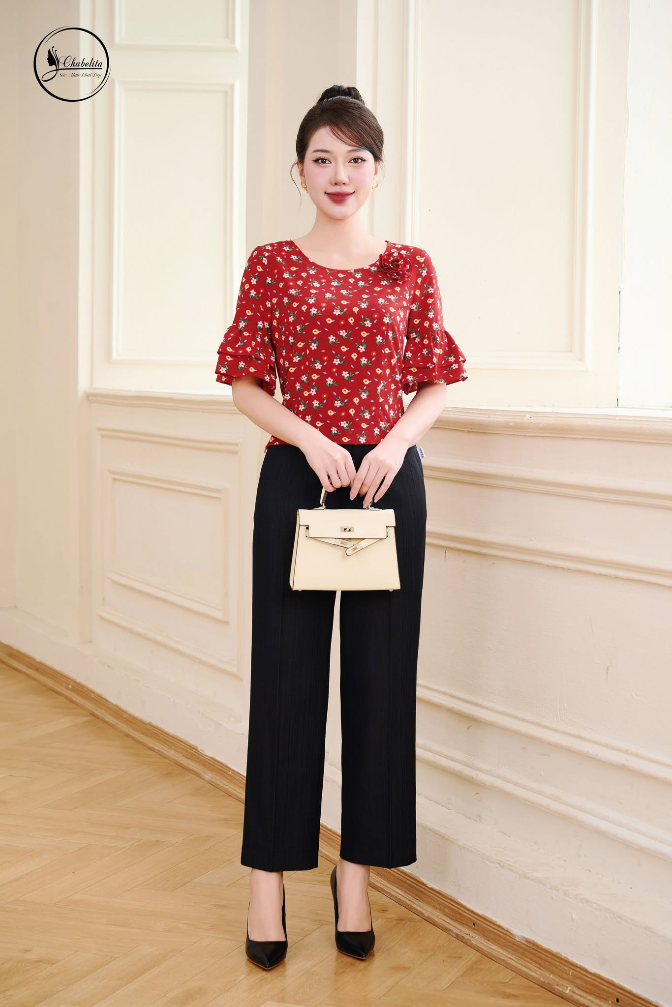 Áo sơ mi hoa cổ tròn màu đỏ