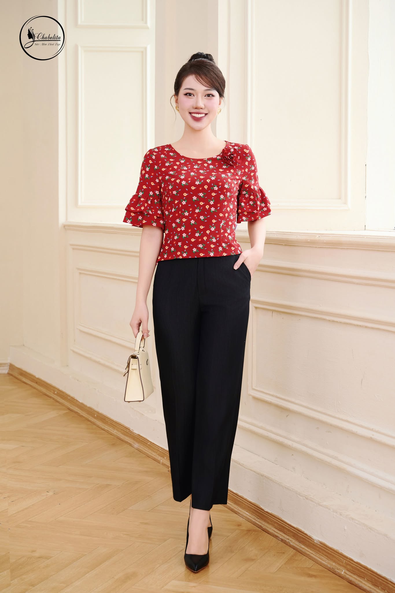 Áo sơ mi hoa cổ tròn màu đỏ