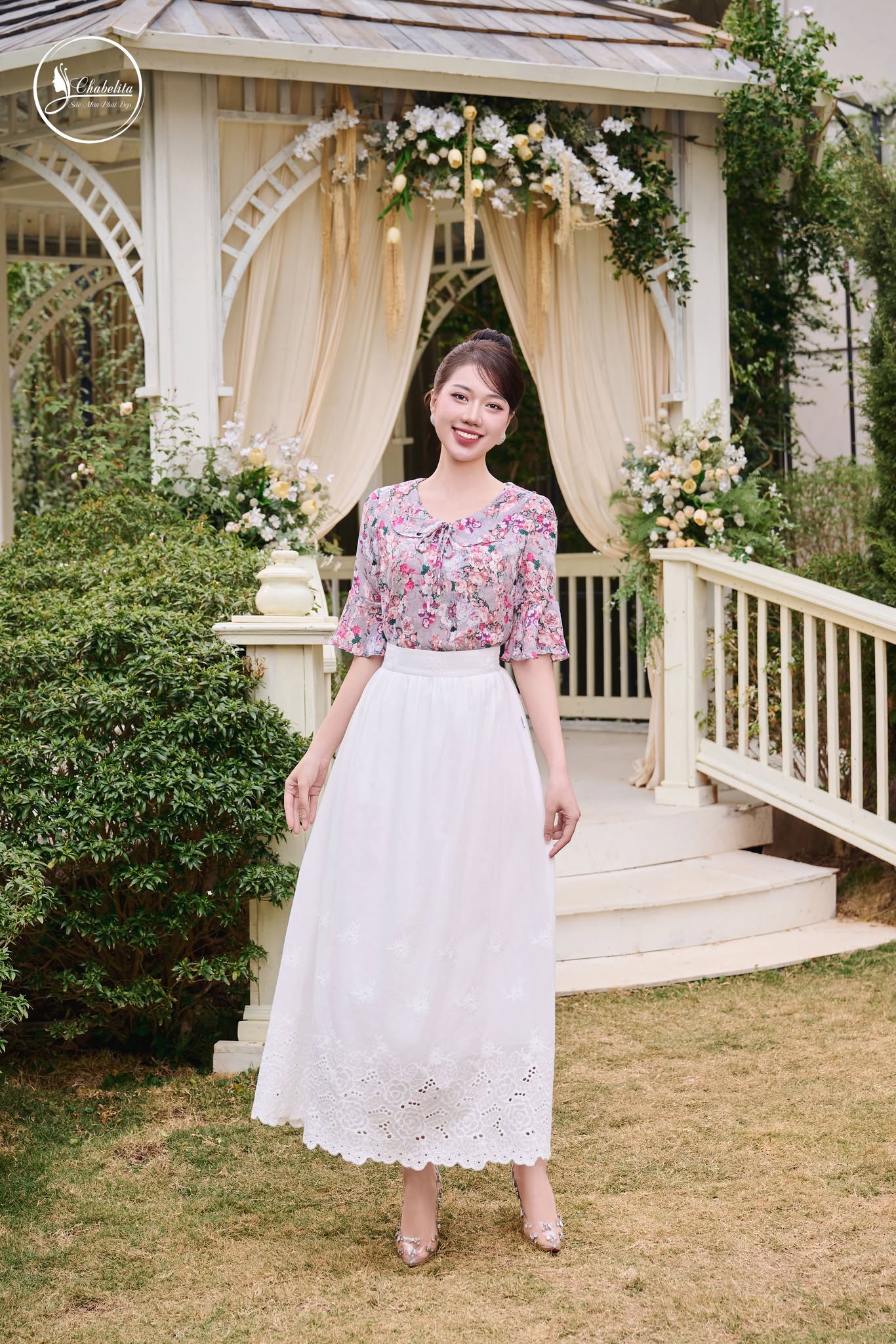 Áo sơ mi hoa cổ sen phối dây nơ màu hồng