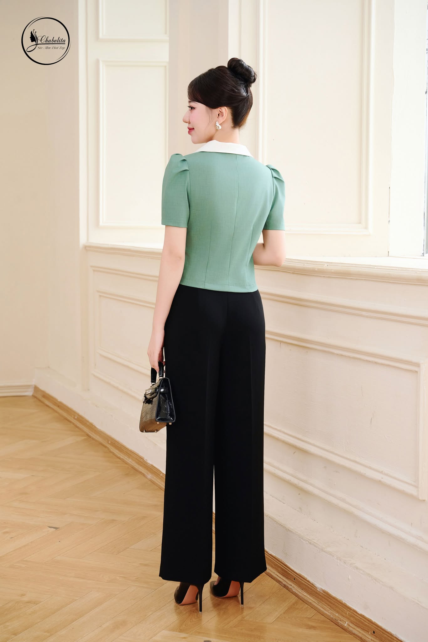 Áo phối cổ màu xanh