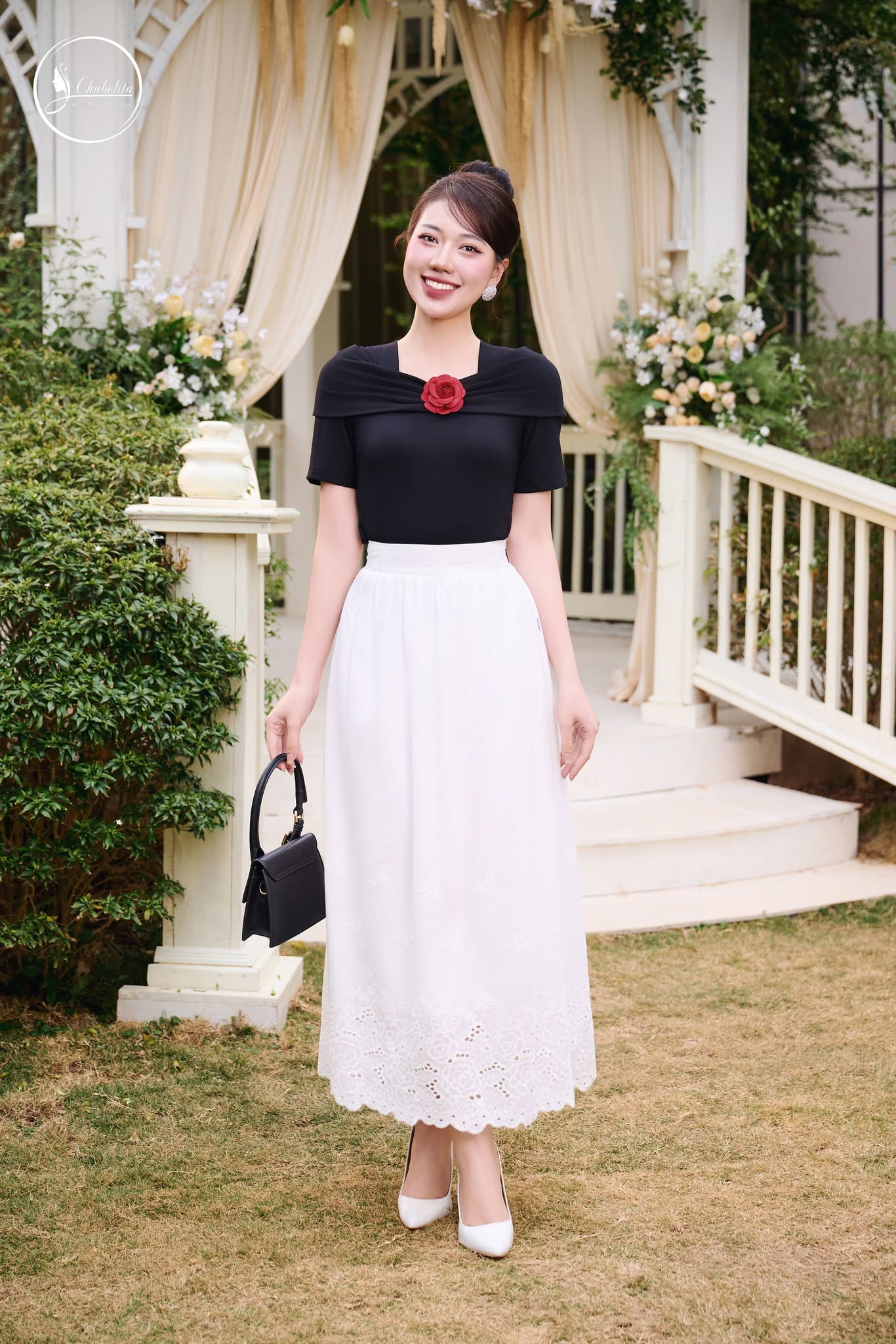 Áo cotton trễ vai màu đen