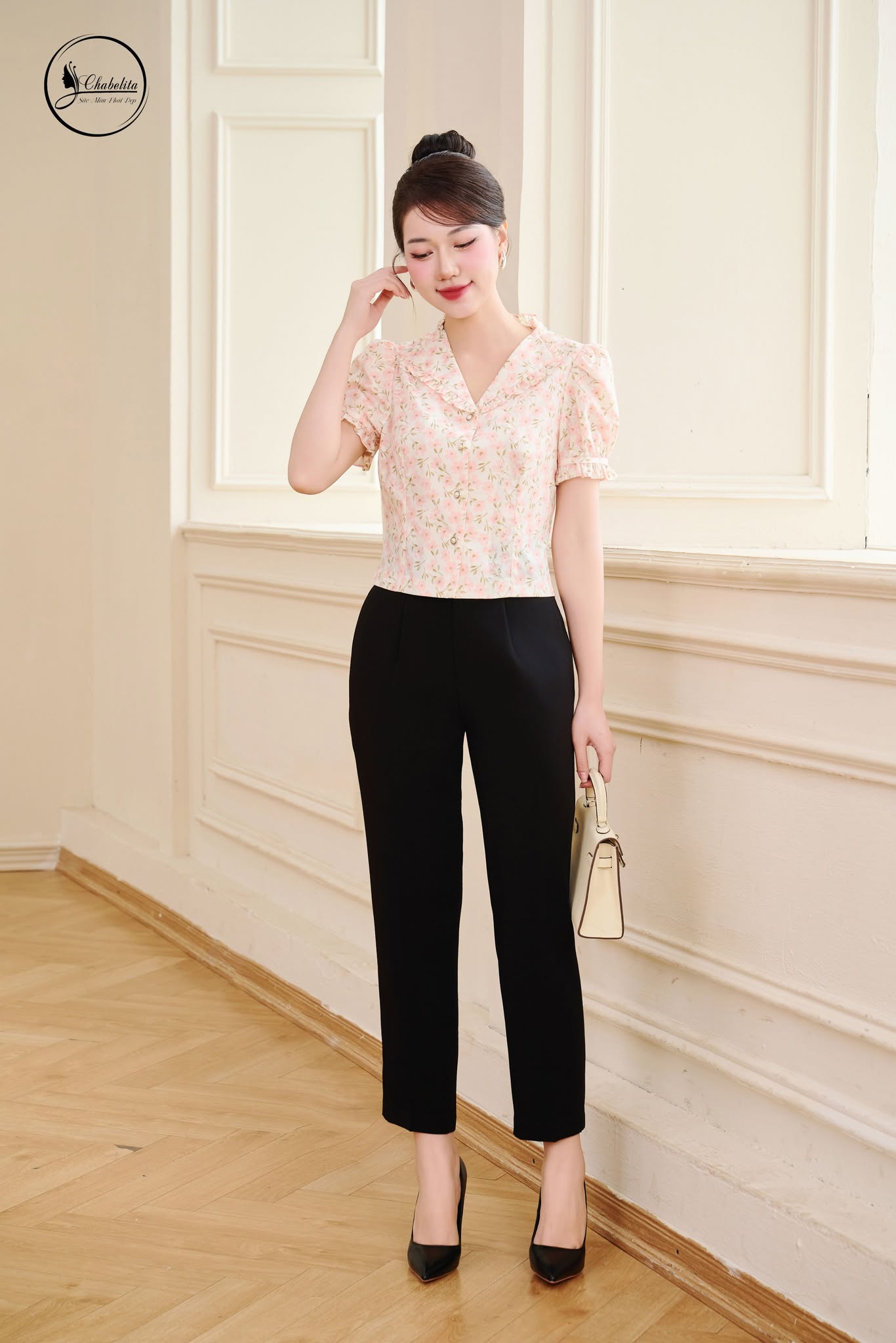 Áo sơ mi hoa cổ bèo màu hồng