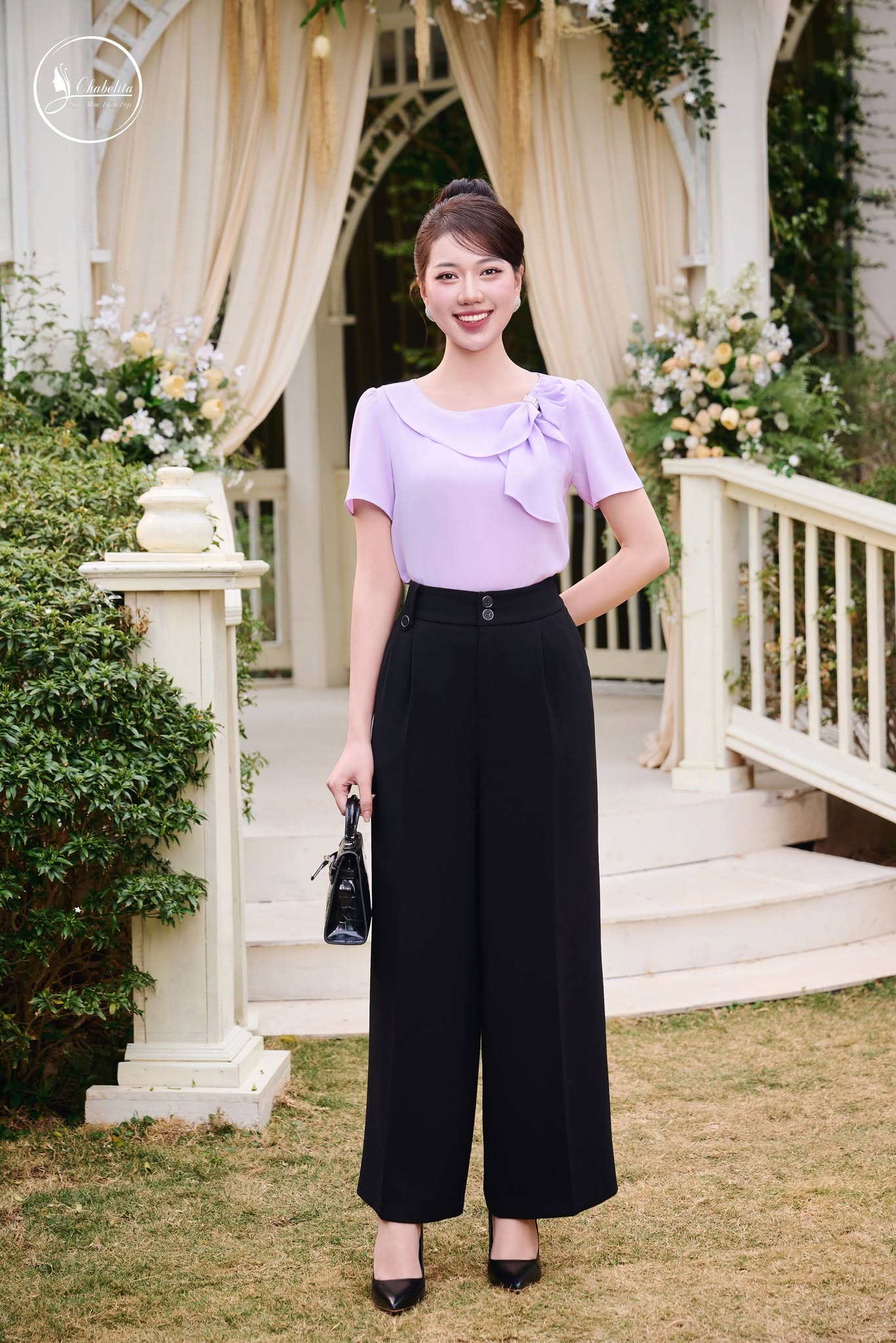 Áo sơ mi cổ tròn phối nơ màu tím