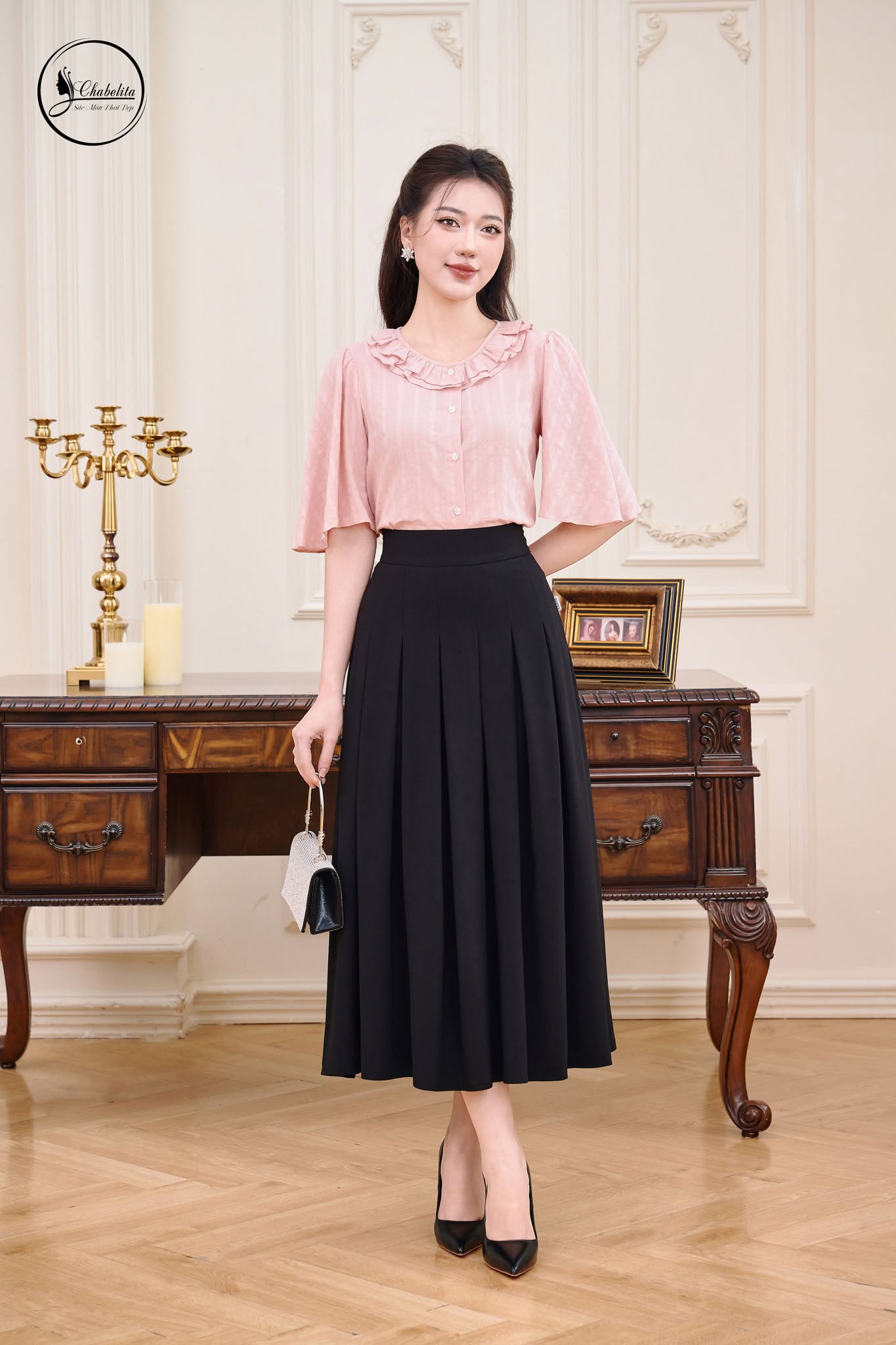 Áo sơ mi thô cổ bèo màu hồng