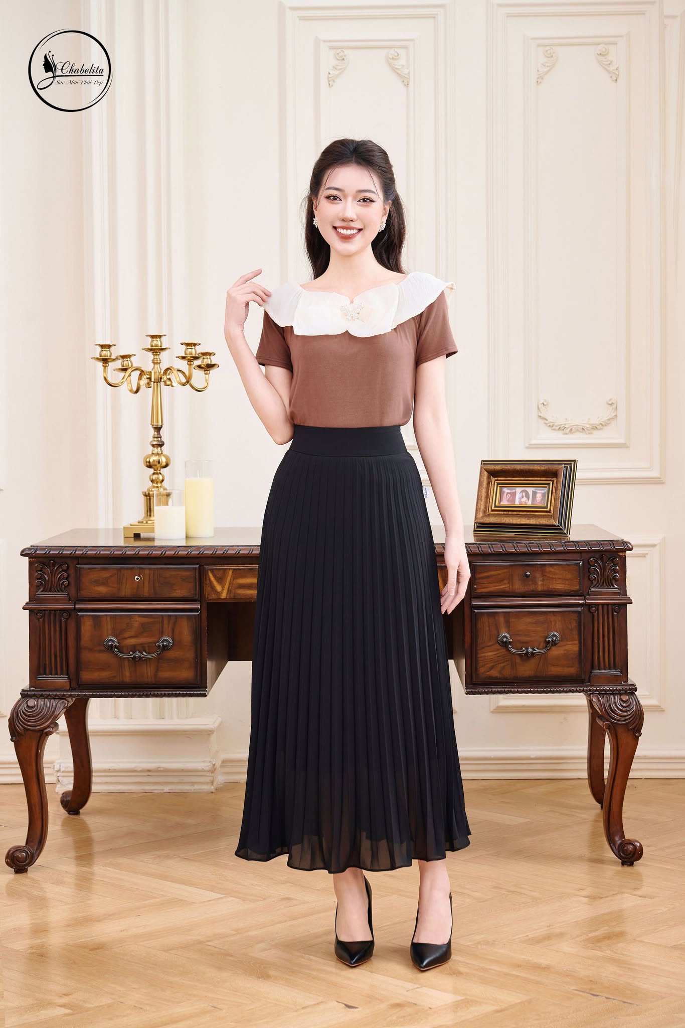 Áo trễ vai cách điệu màu nâu