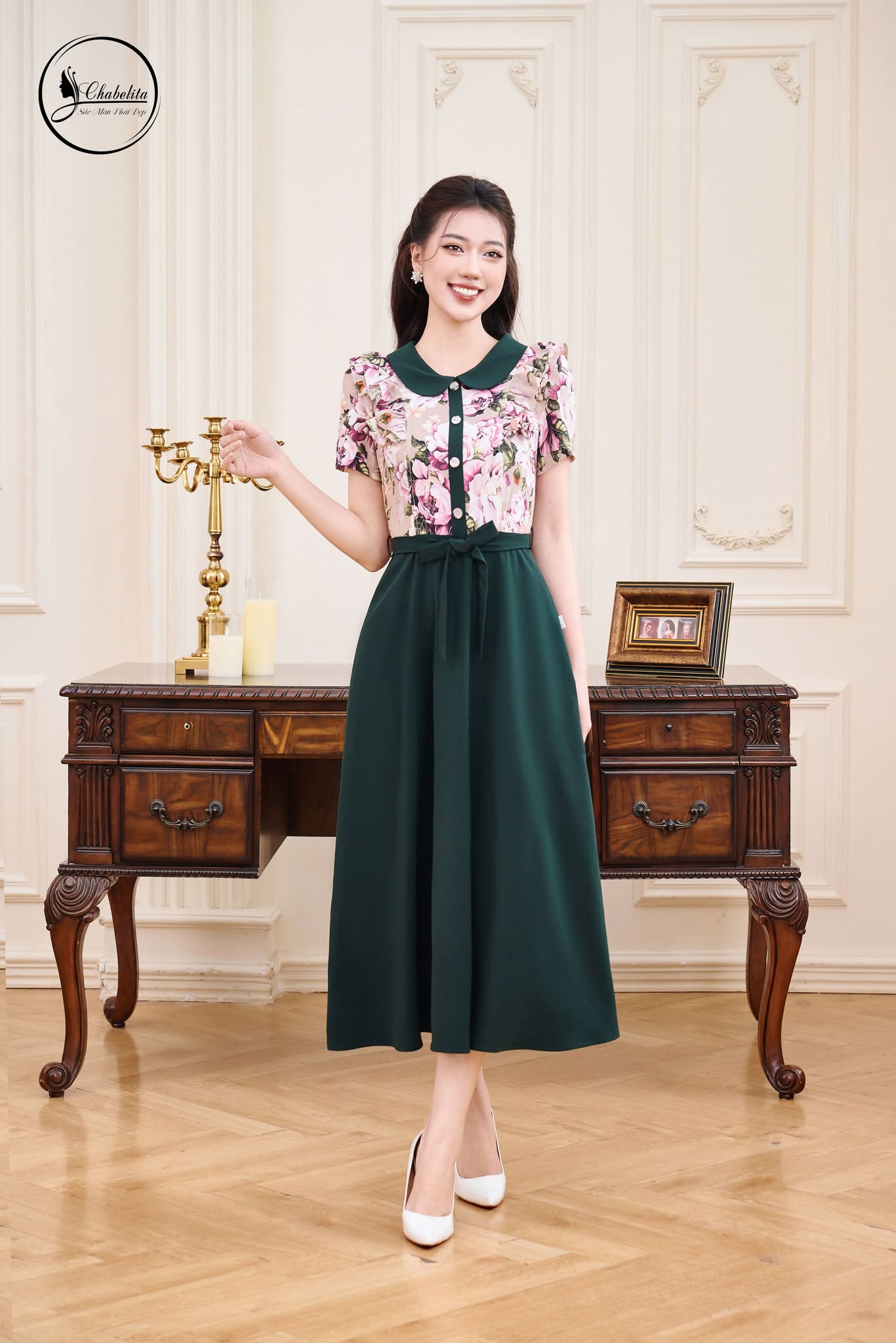 Đầm hoa phối cổ sen màu xanh