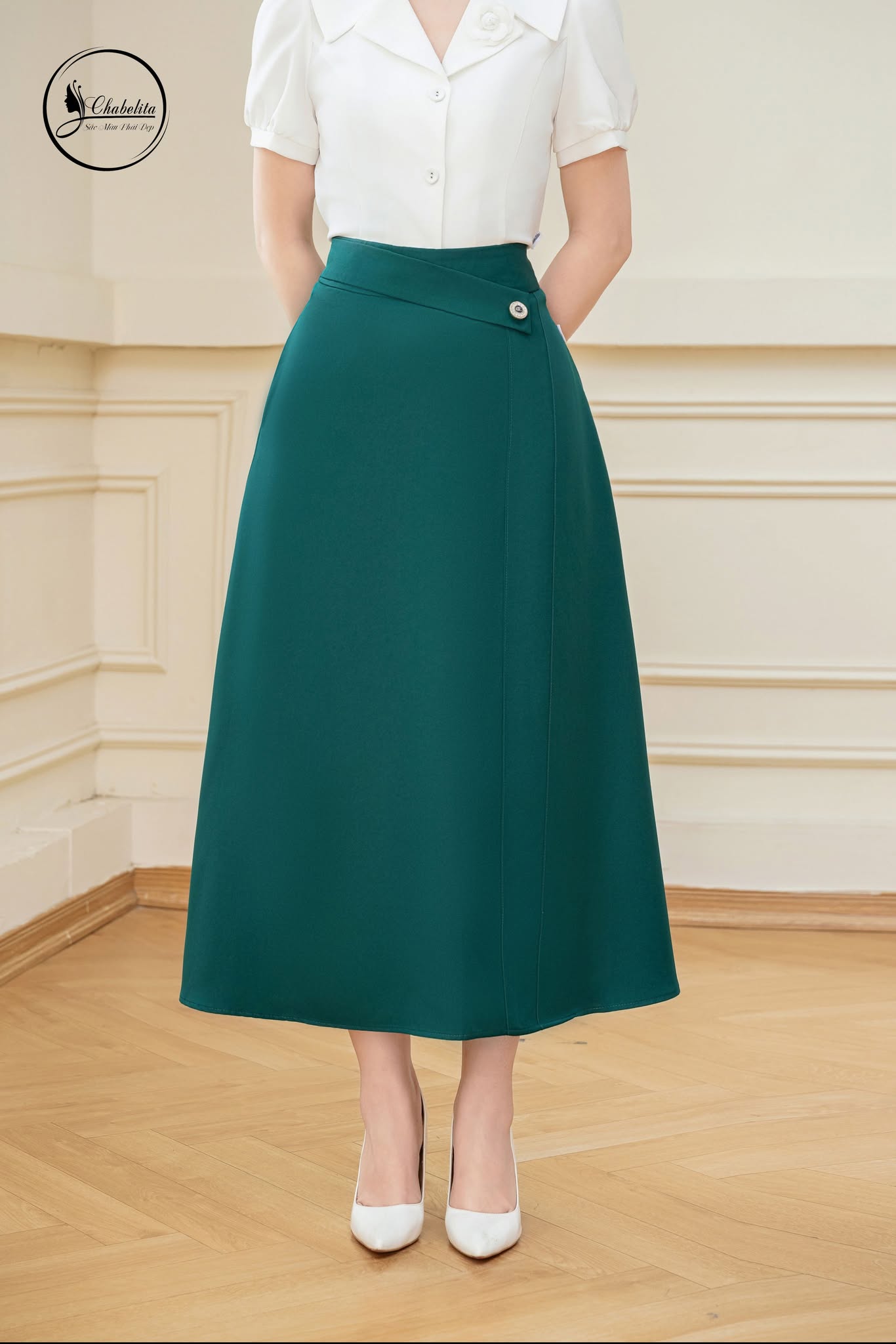 Chân váy xòe cạp cách điệu màu xanh