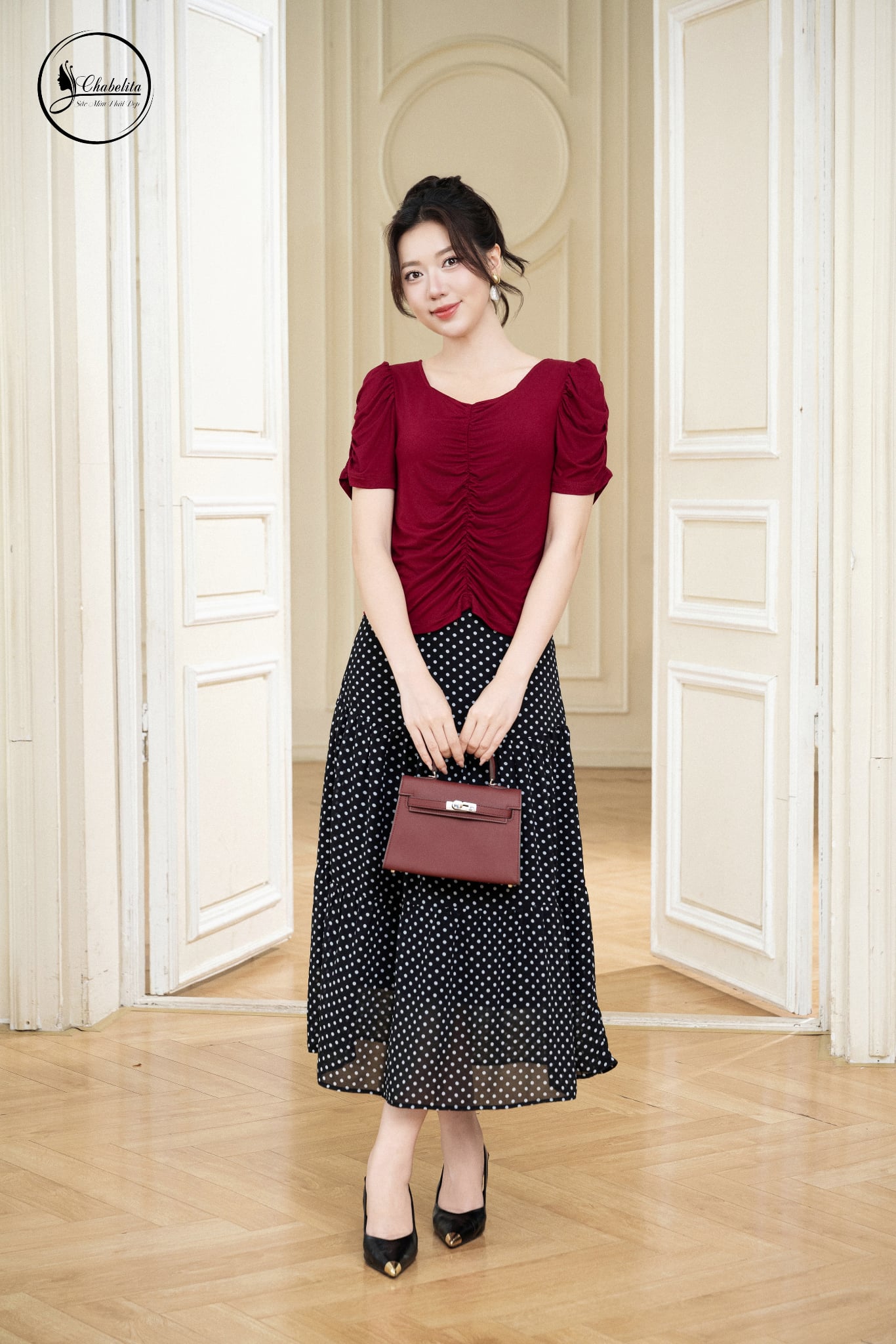 Áo cotton cổ vuông màu đô