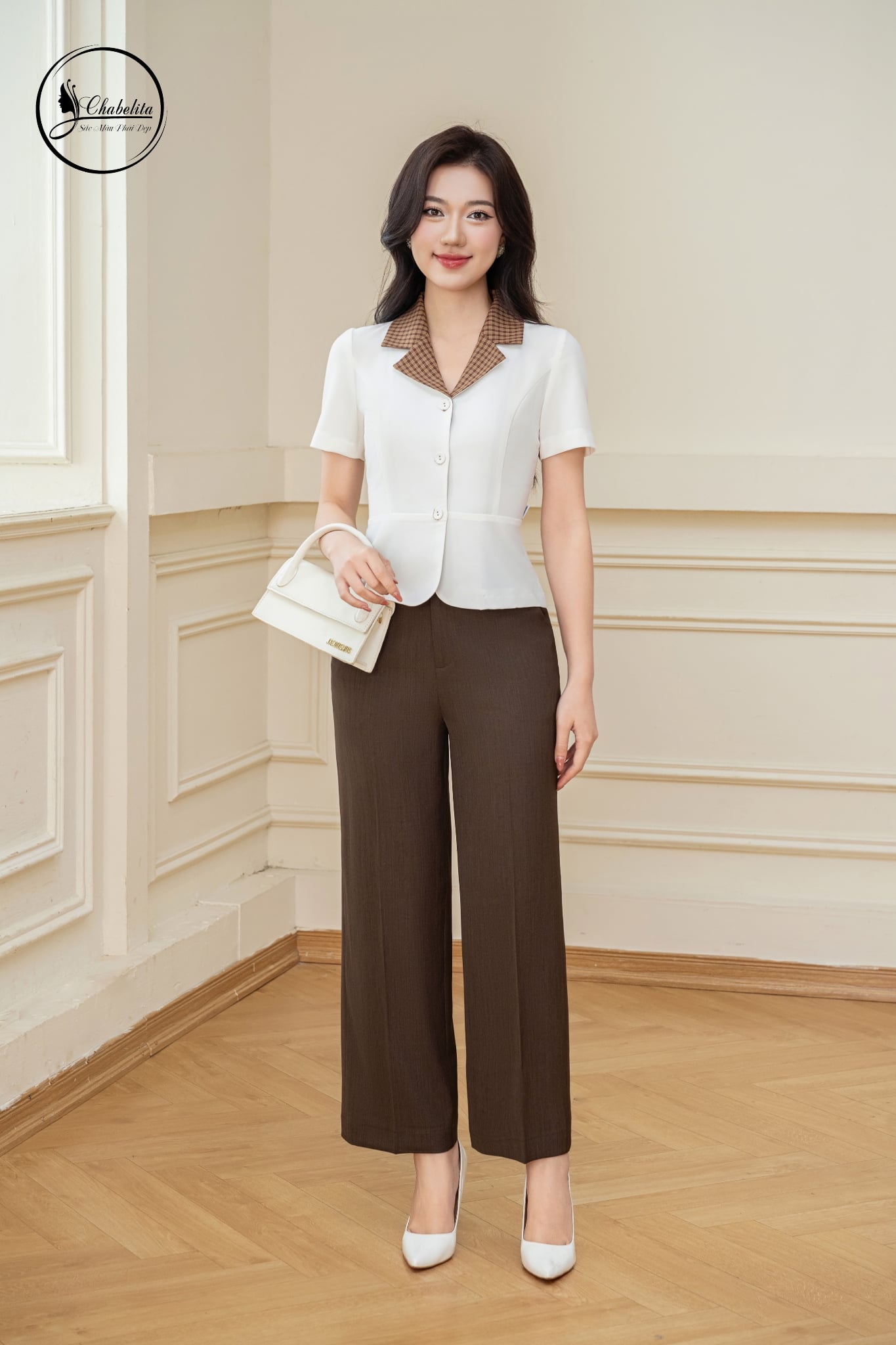 Áo sơ mi tay ngắn cổ vest màu trắng