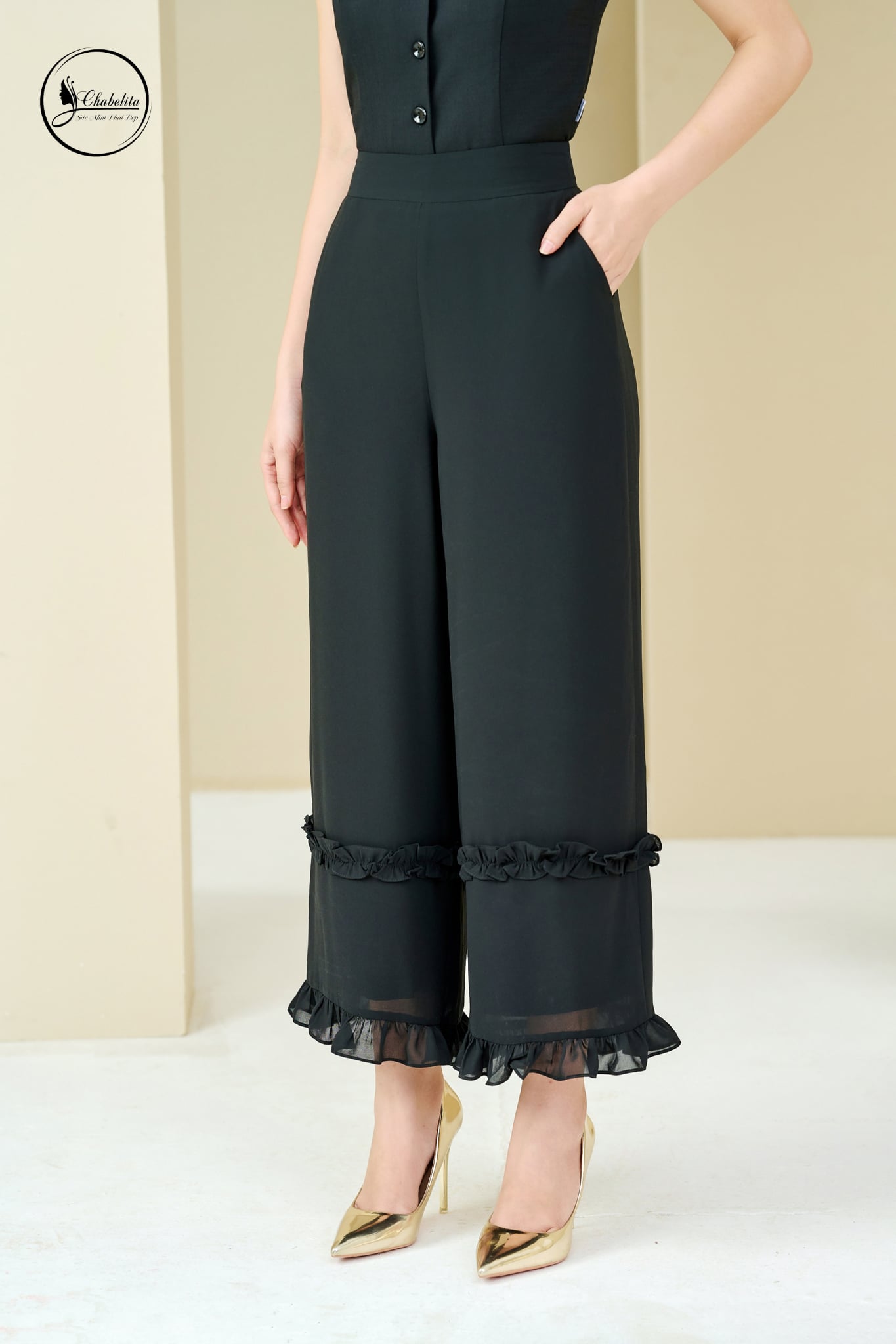 Quần 2 lớp chi phong đen