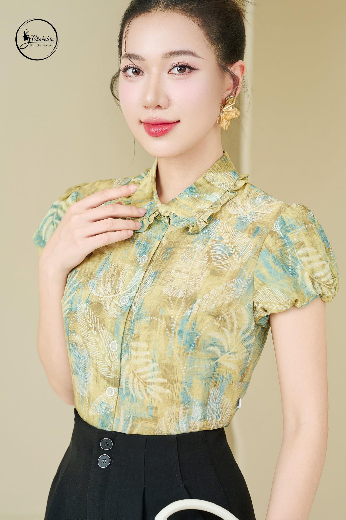 Áo sơ mi cổ đức phối bèo hoa xanh cốm