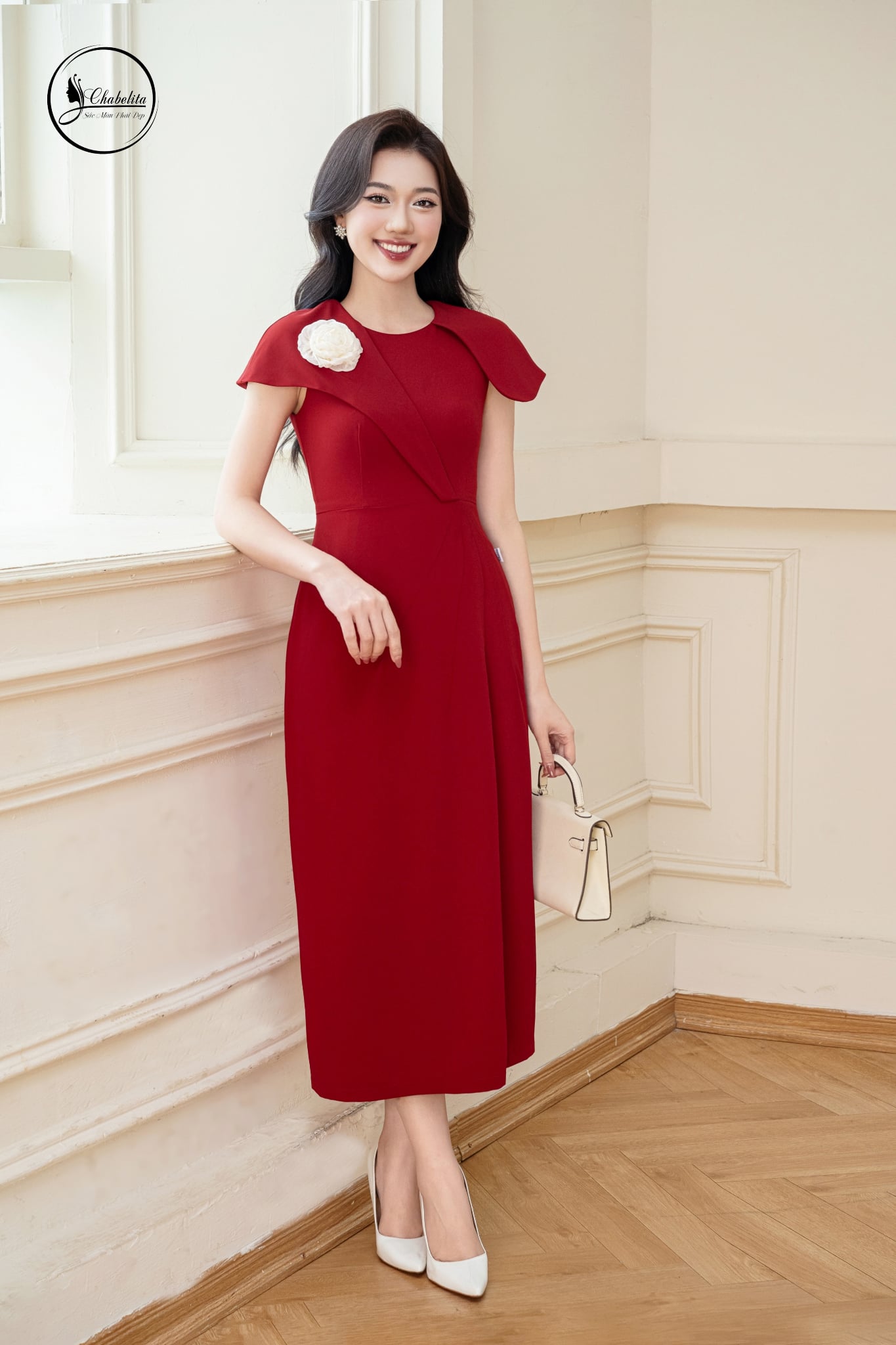 Đầm xòe sát nách màu đỏ