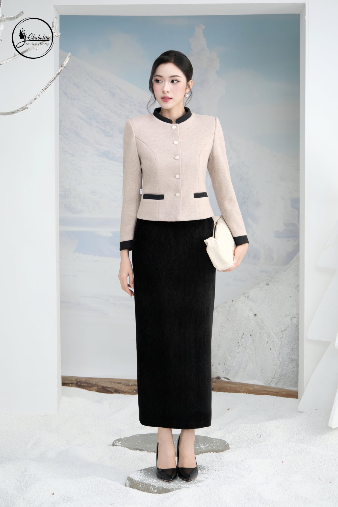 Áo vest cổ 3 phân phối màu be